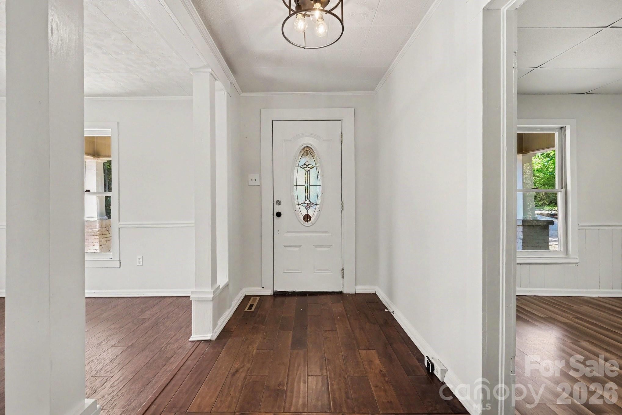 1402 1st Avenue Place NW — Hickory