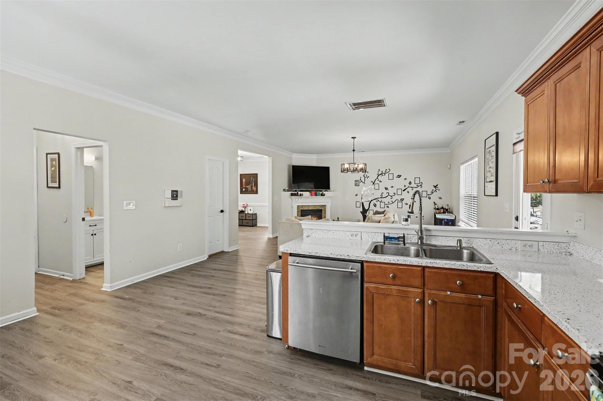 6908 Centerline Drive — Charlotte