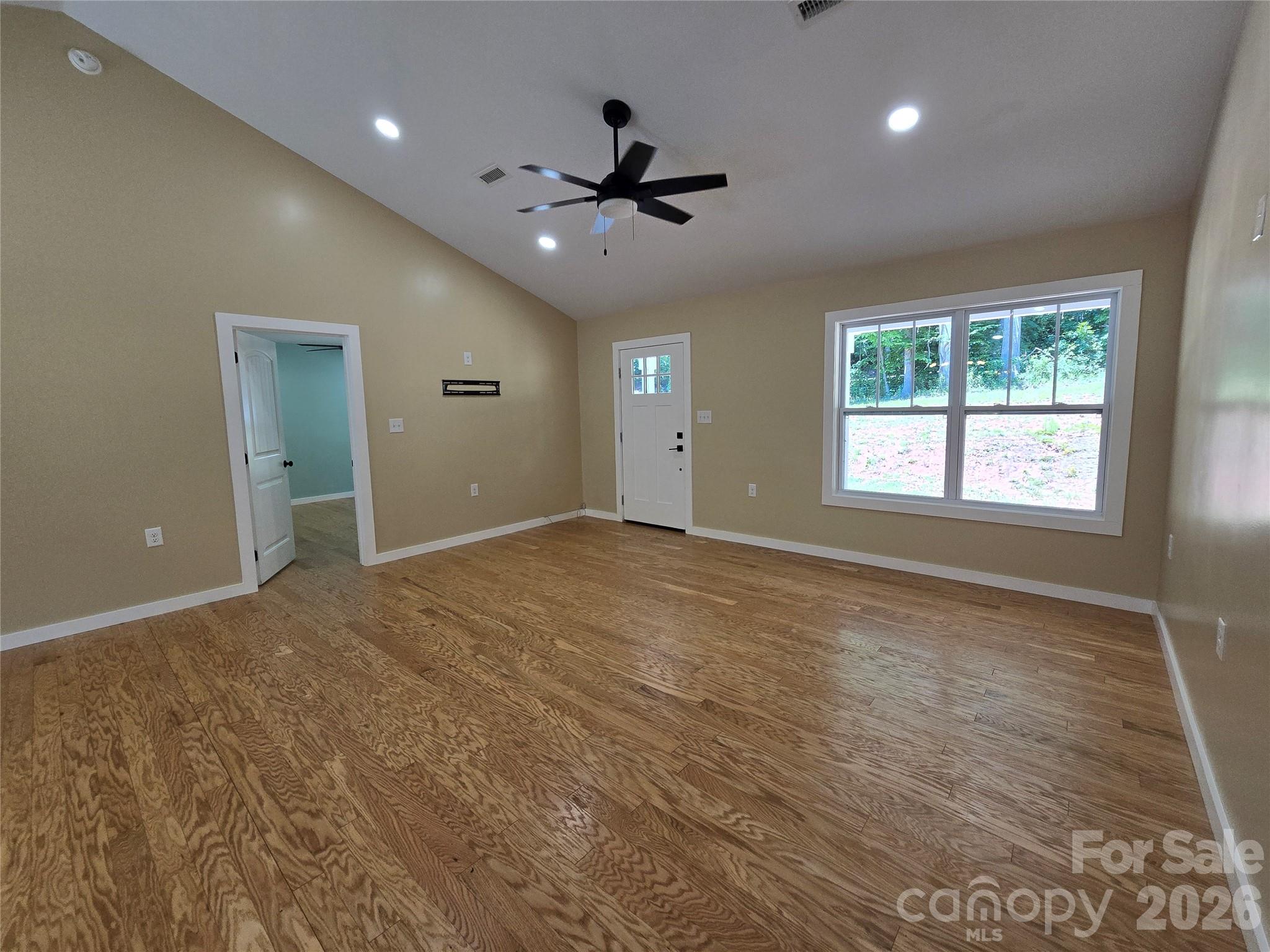 980 Smith Waldrop Road — Mill Spring