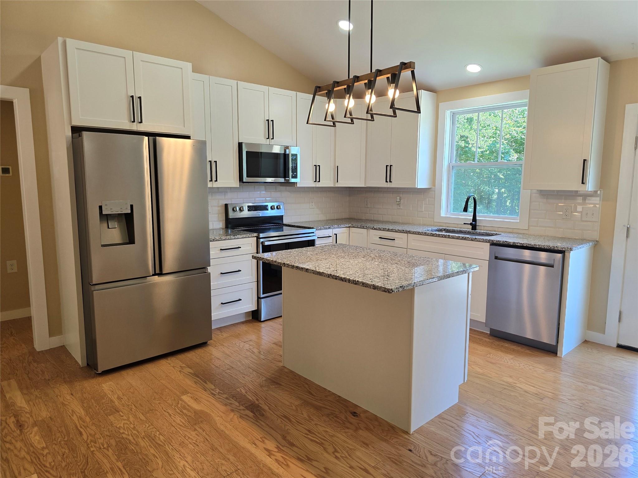 980 Smith Waldrop Road — Mill Spring