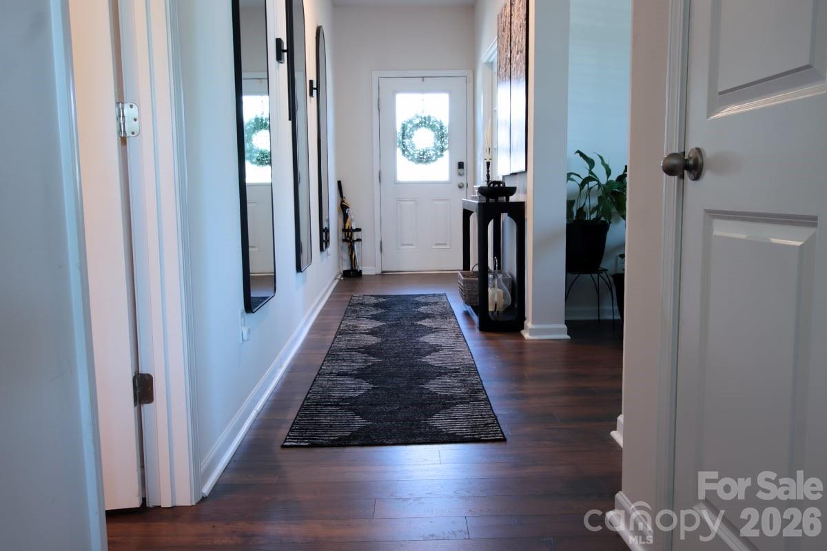 2005 Mariah Glen Court — Charlotte