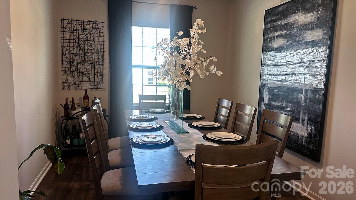2005 Mariah Glen Court — Charlotte