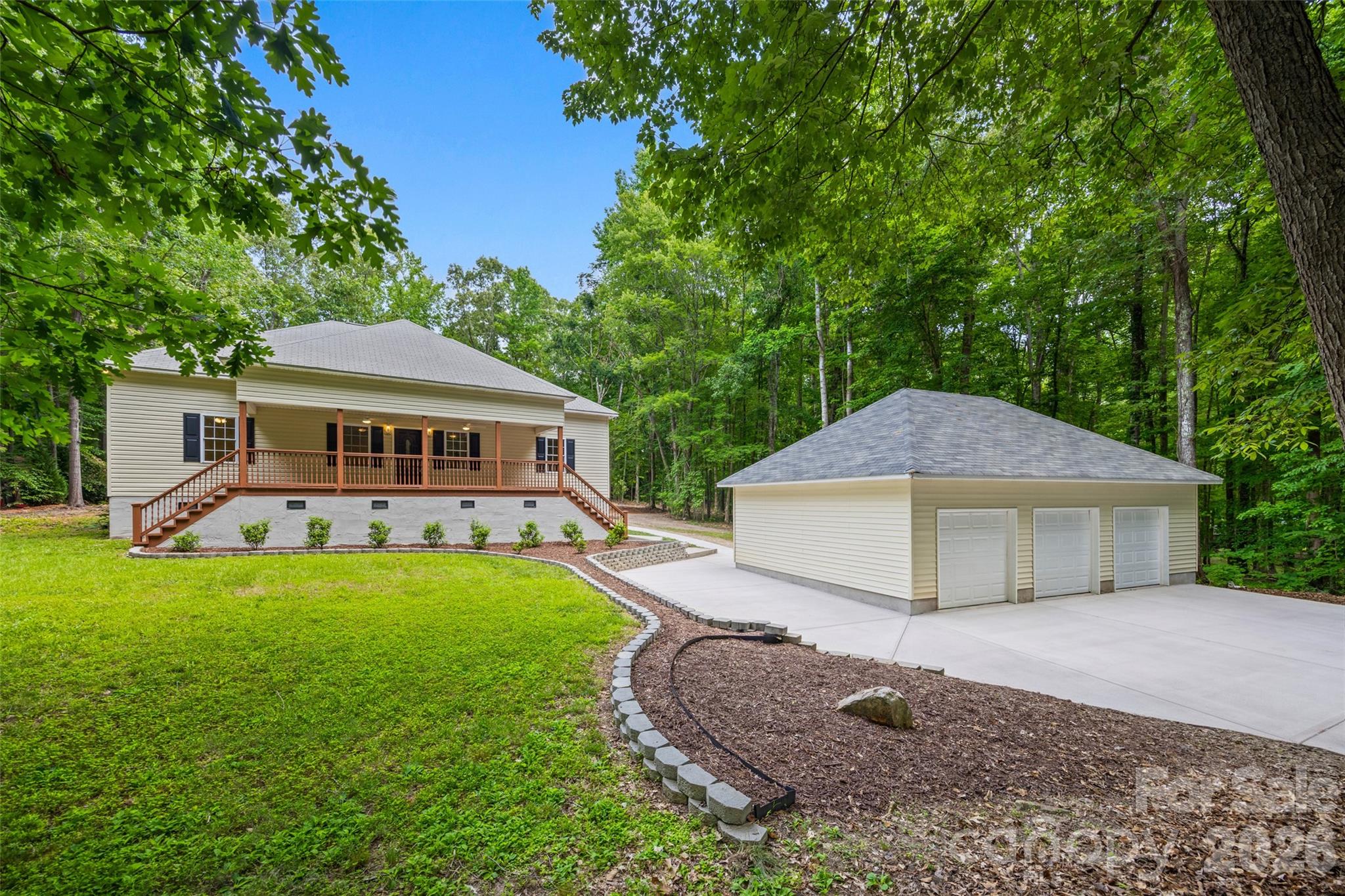 3429 Thoroughbred Lane — York
