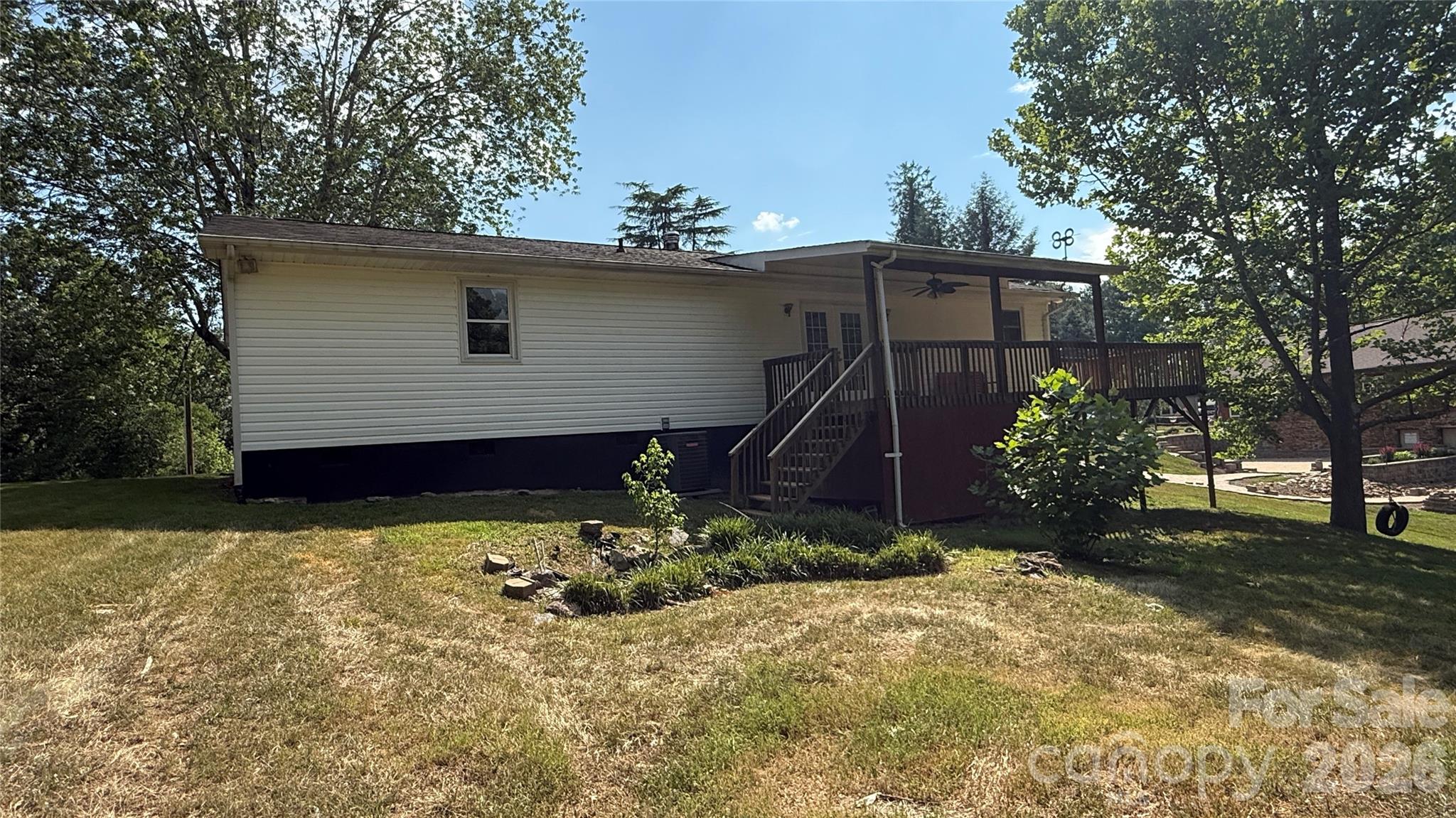 210 Bleynat Street NE — Valdese
