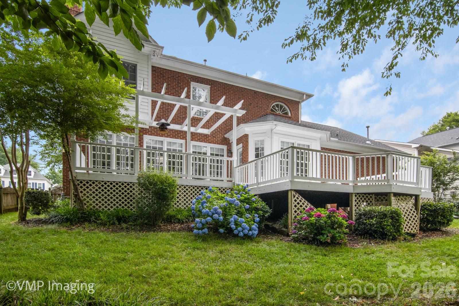 20107 N Cove Road — Cornelius