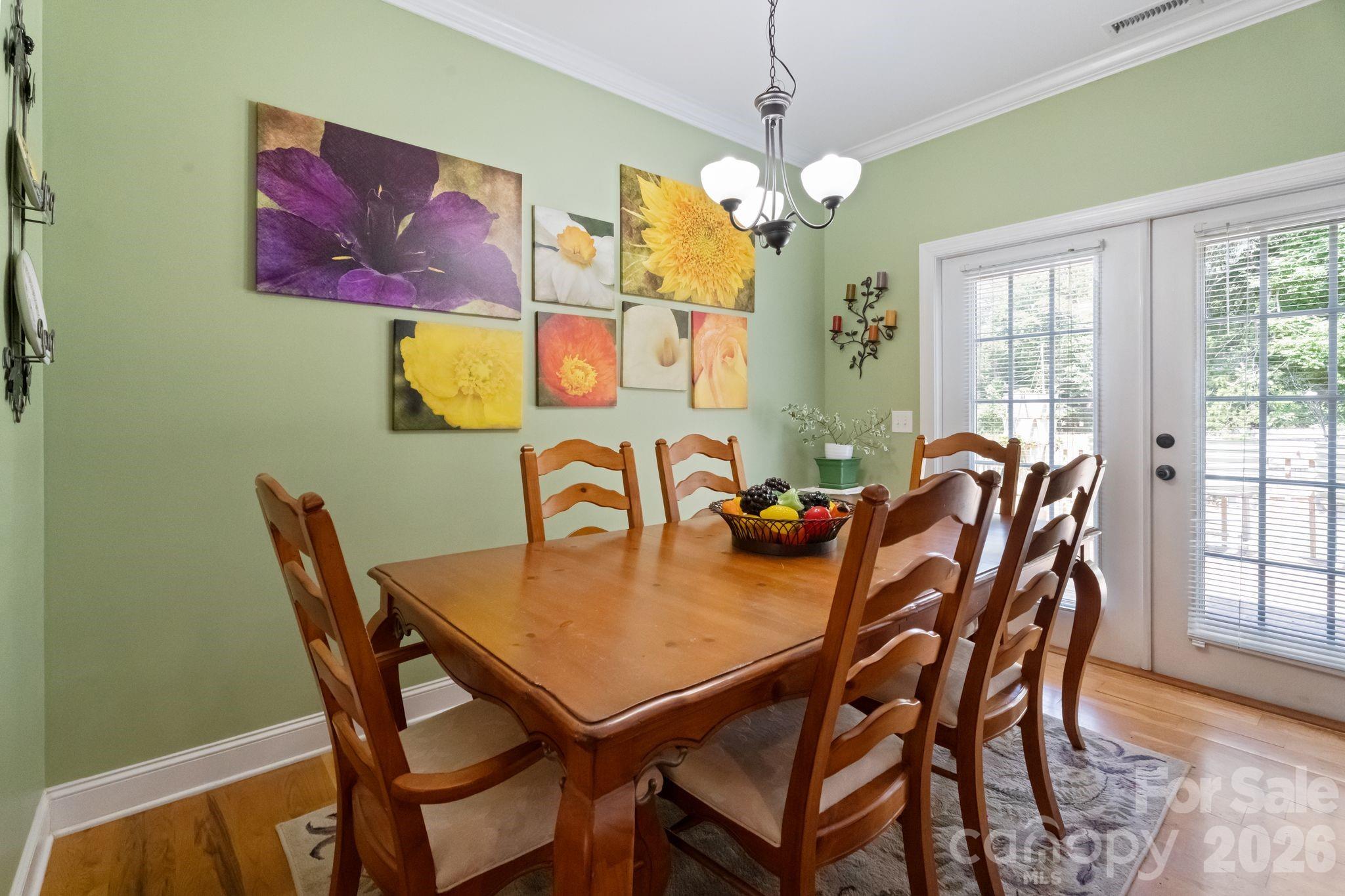 1621 Herbie Circle — Newton