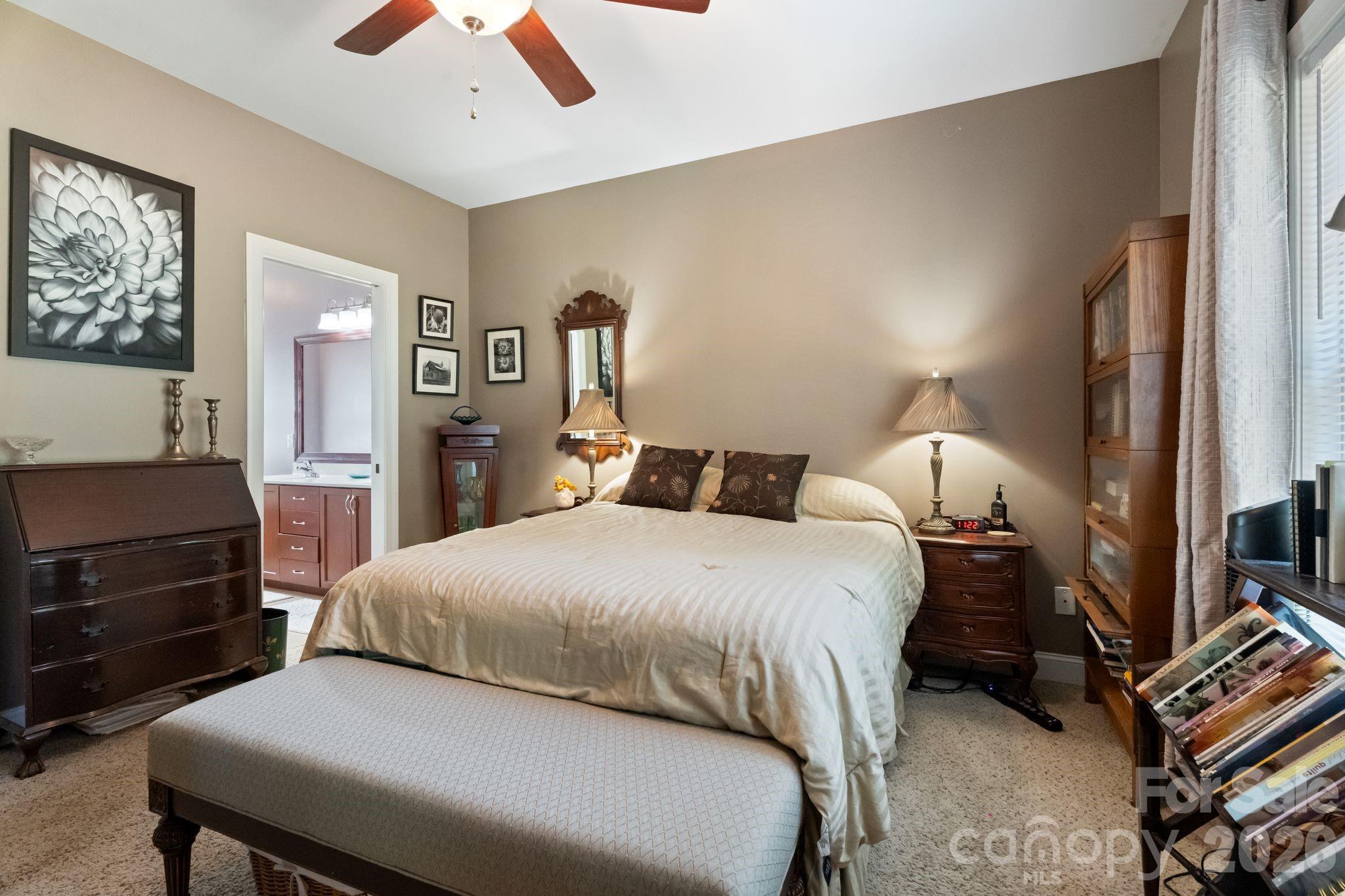 1621 Herbie Circle — Newton