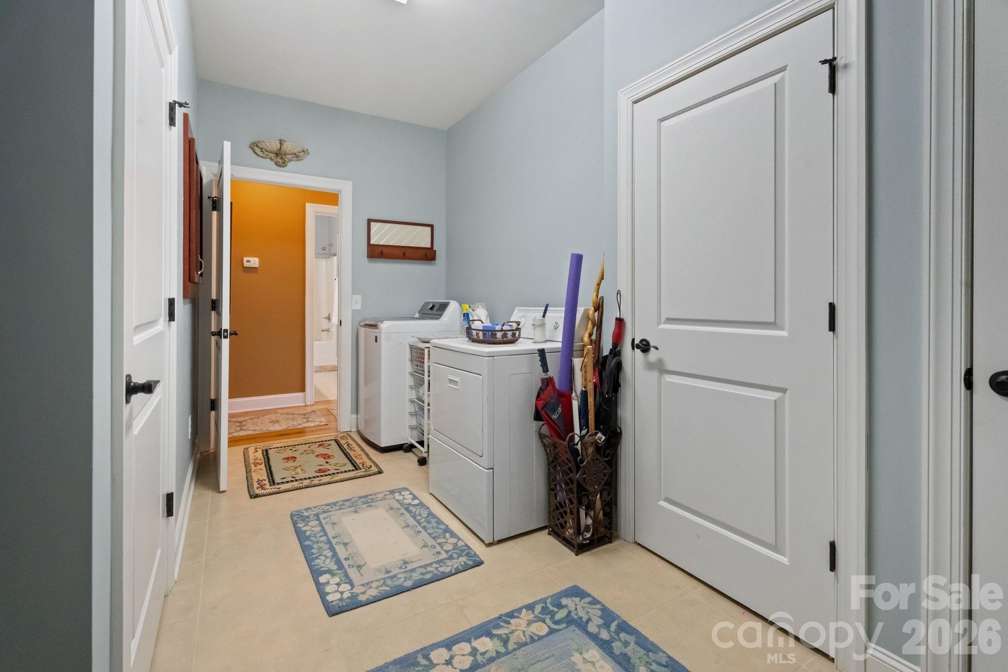 1621 Herbie Circle — Newton