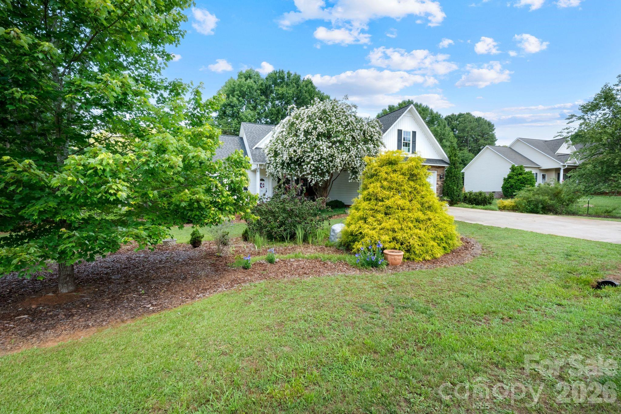 1621 Herbie Circle — Newton