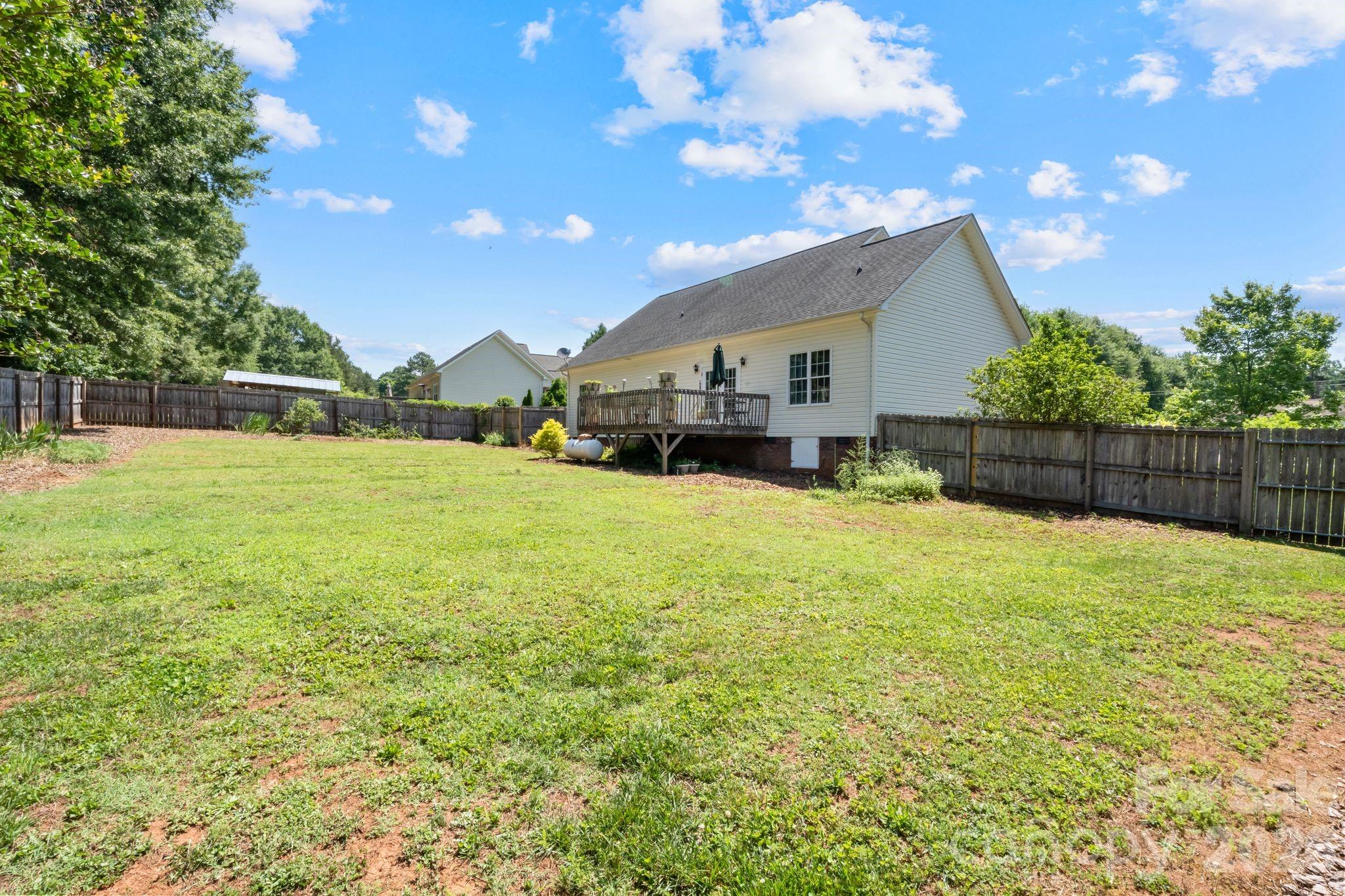 1621 Herbie Circle — Newton