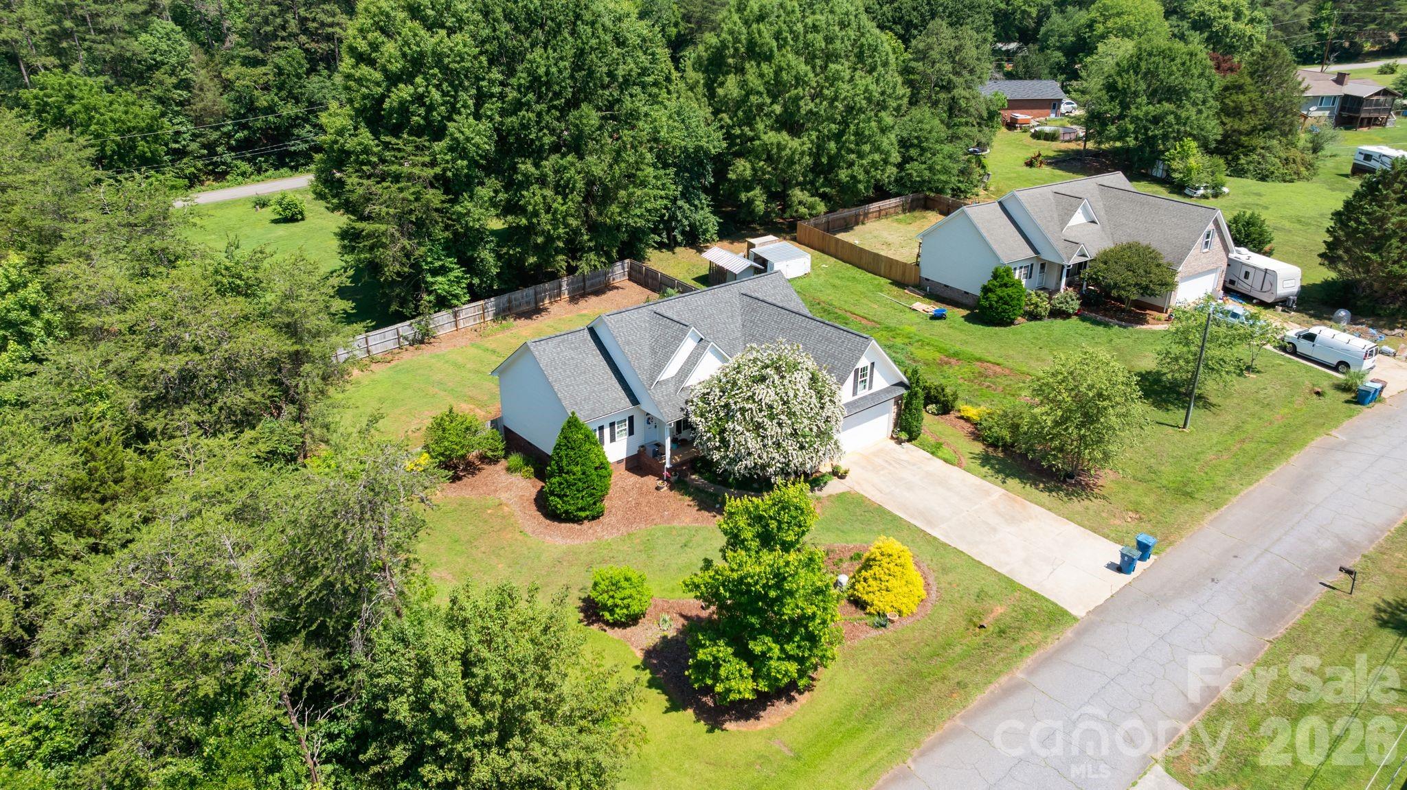 1621 Herbie Circle — Newton