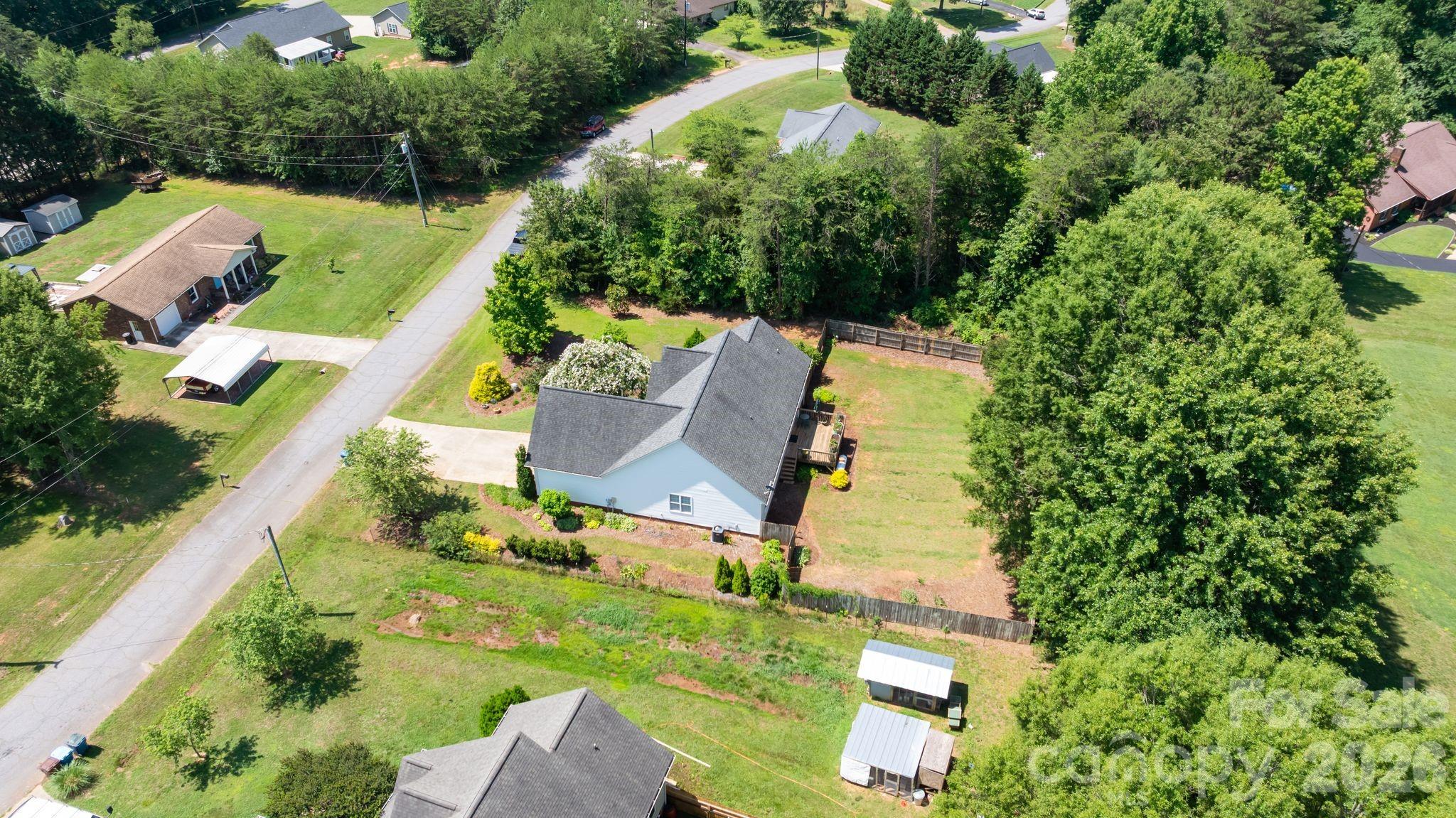 1621 Herbie Circle — Newton