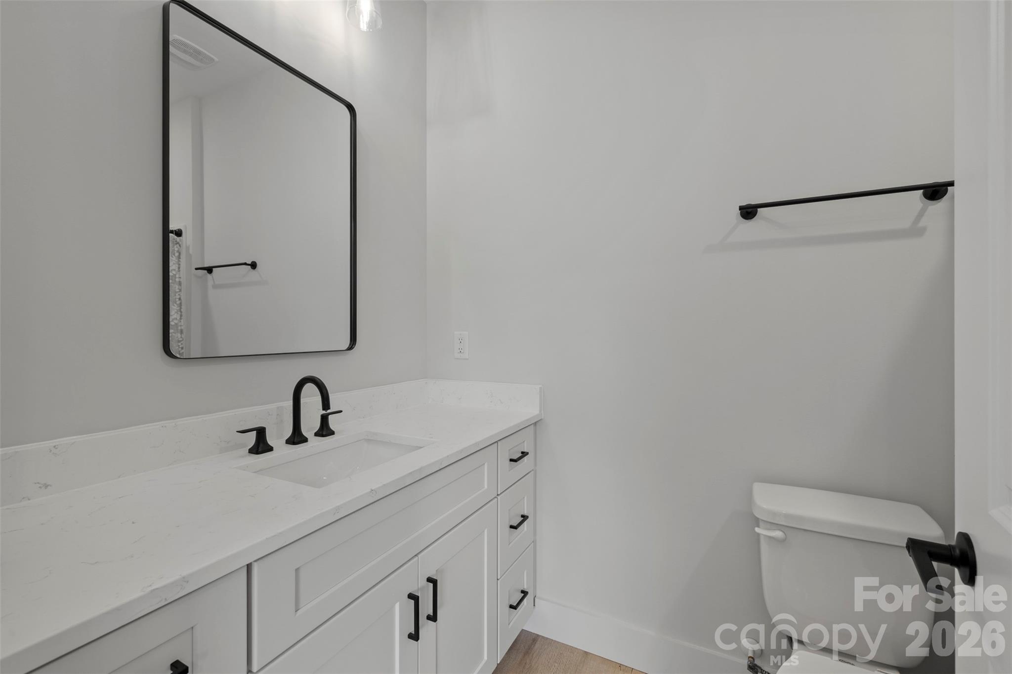 1226 Burris Boulevard — Lincolnton