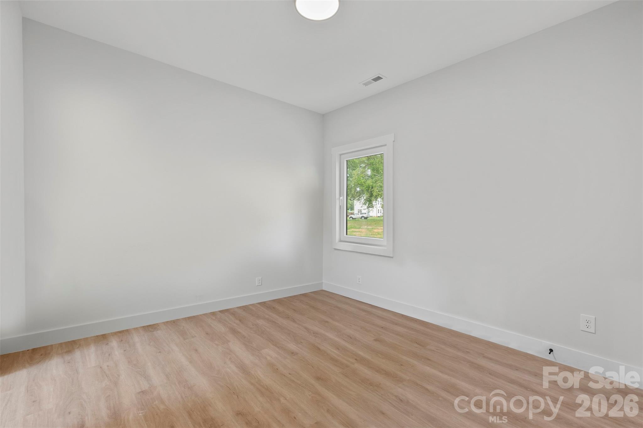 1226 Burris Boulevard — Lincolnton