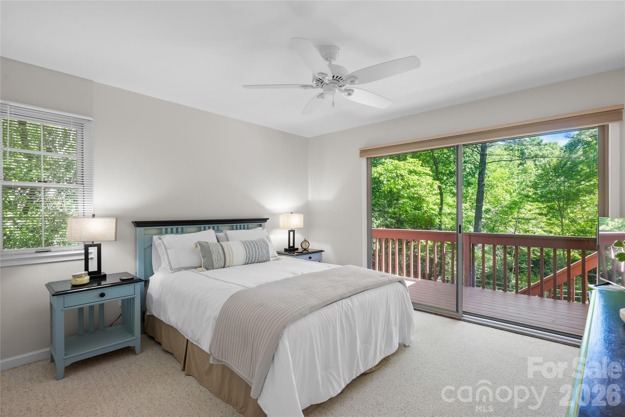 522 Toxaway Court — Lake Toxaway