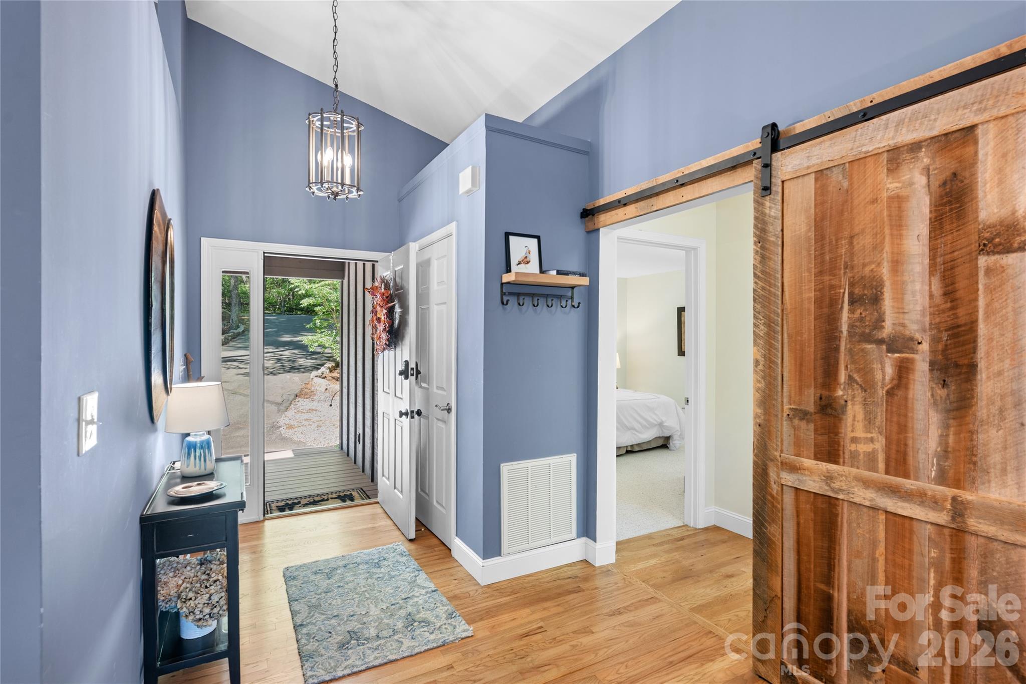 522 Toxaway Court — Lake Toxaway