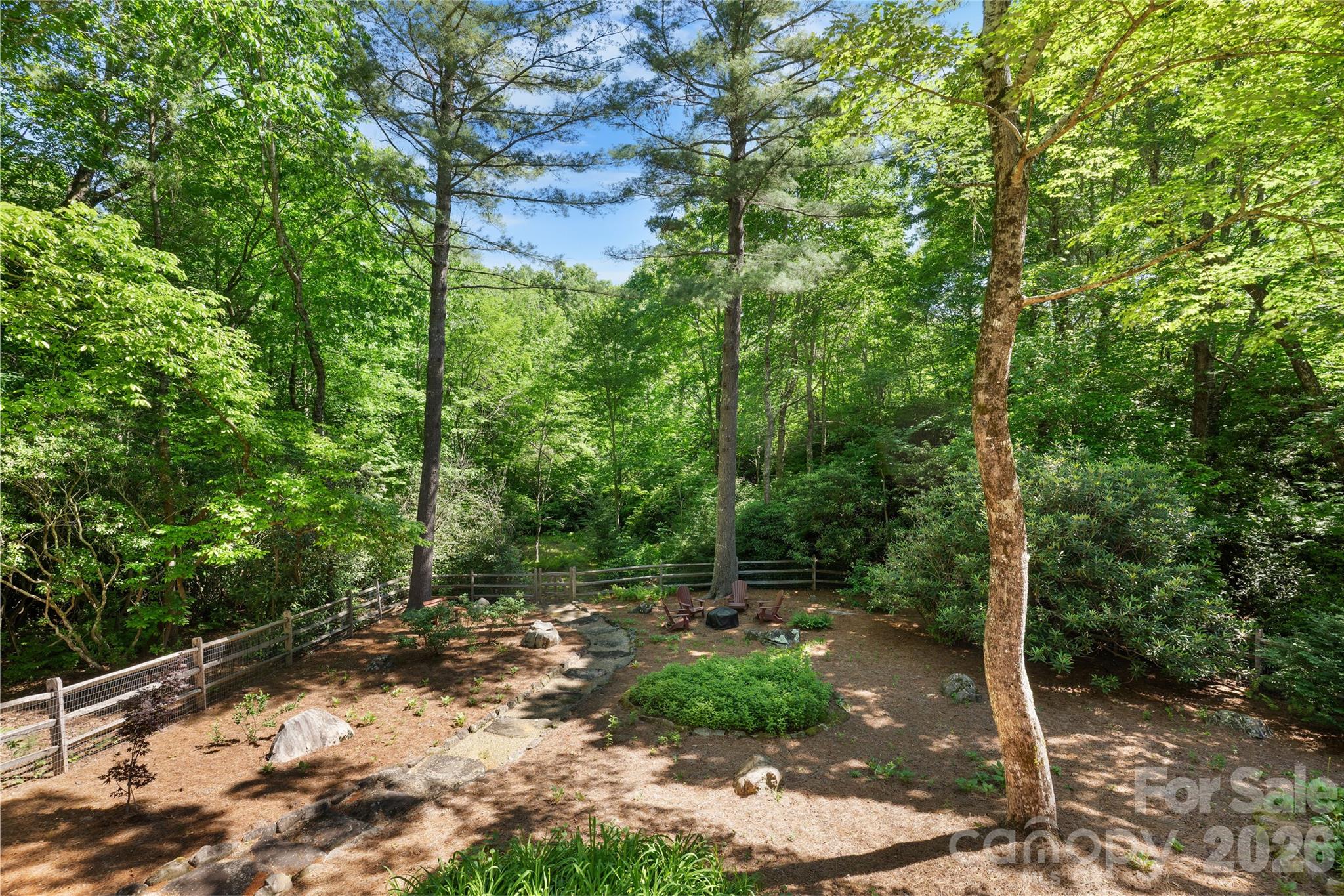 522 Toxaway Court — Lake Toxaway