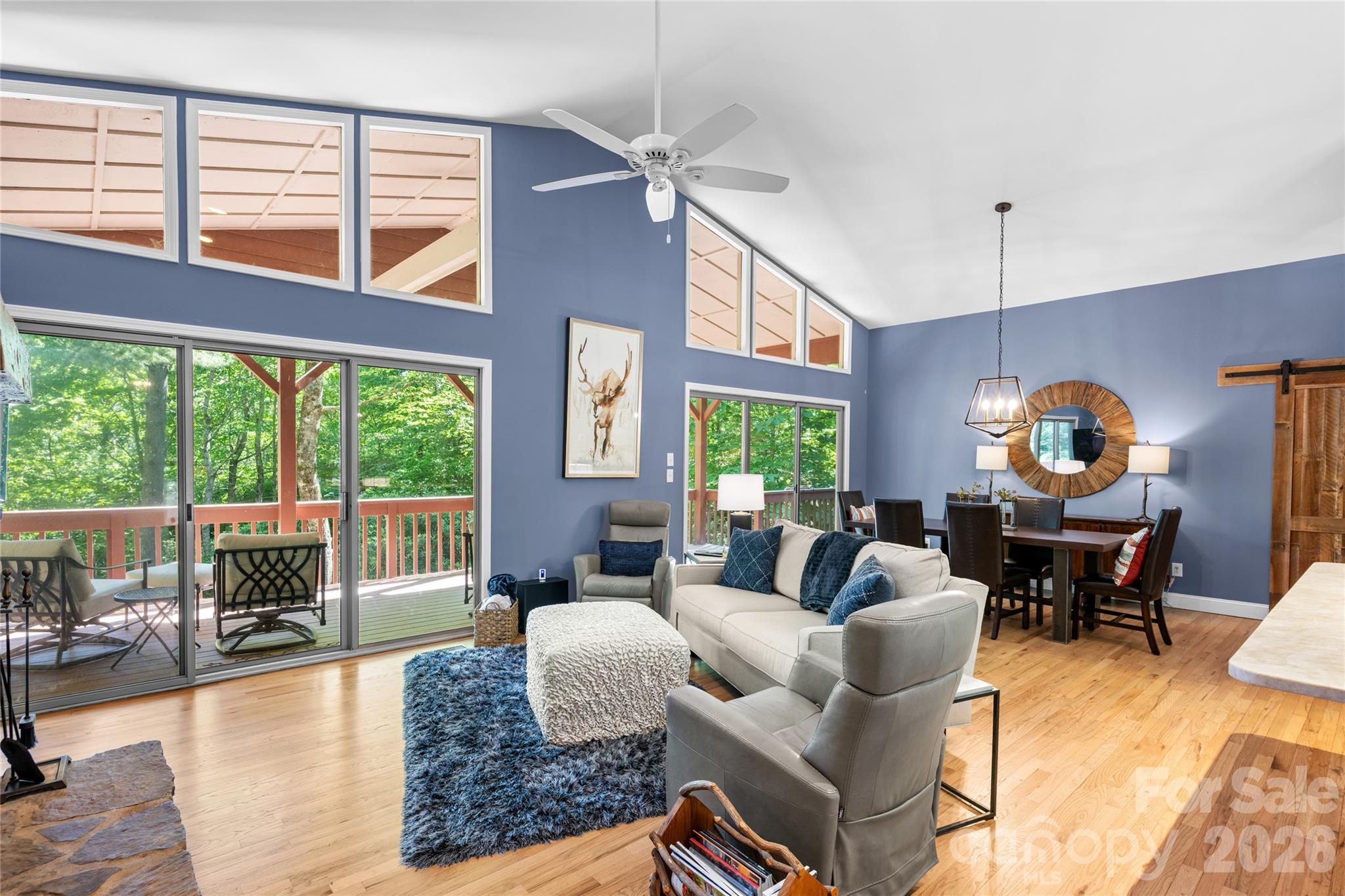 522 Toxaway Court — Lake Toxaway
