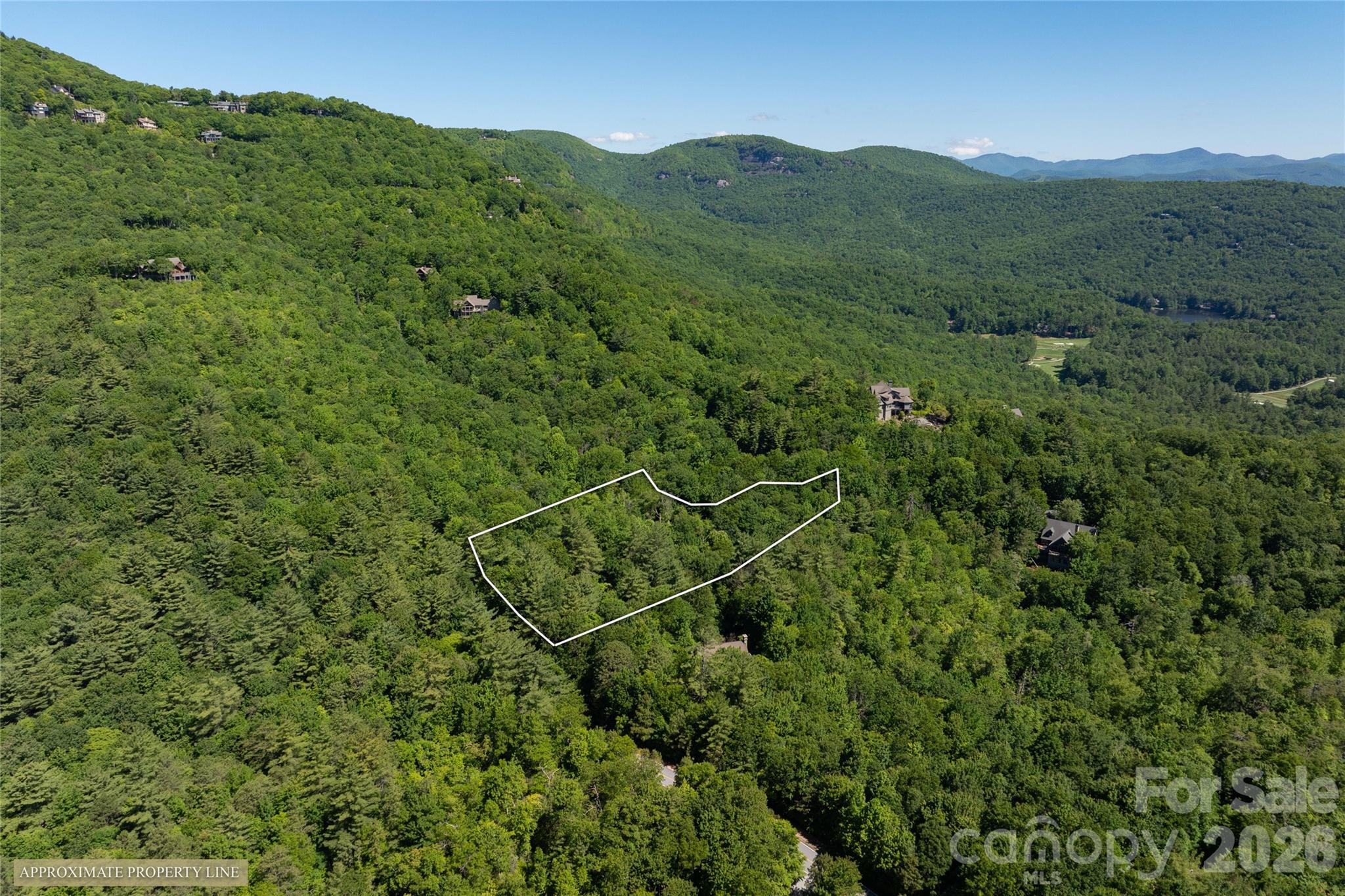 522 Toxaway Court — Lake Toxaway