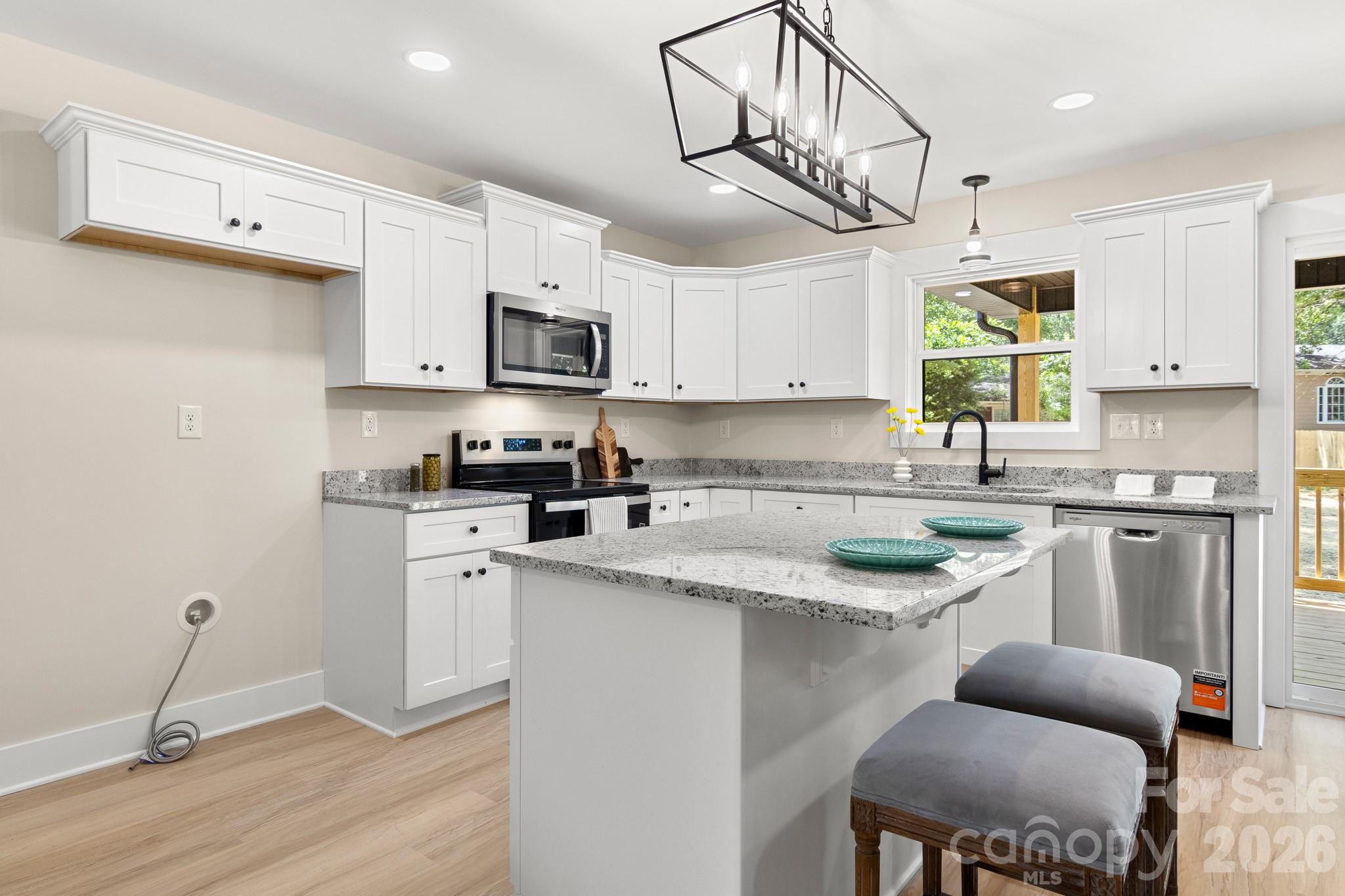 741 Guinn Street — Clover