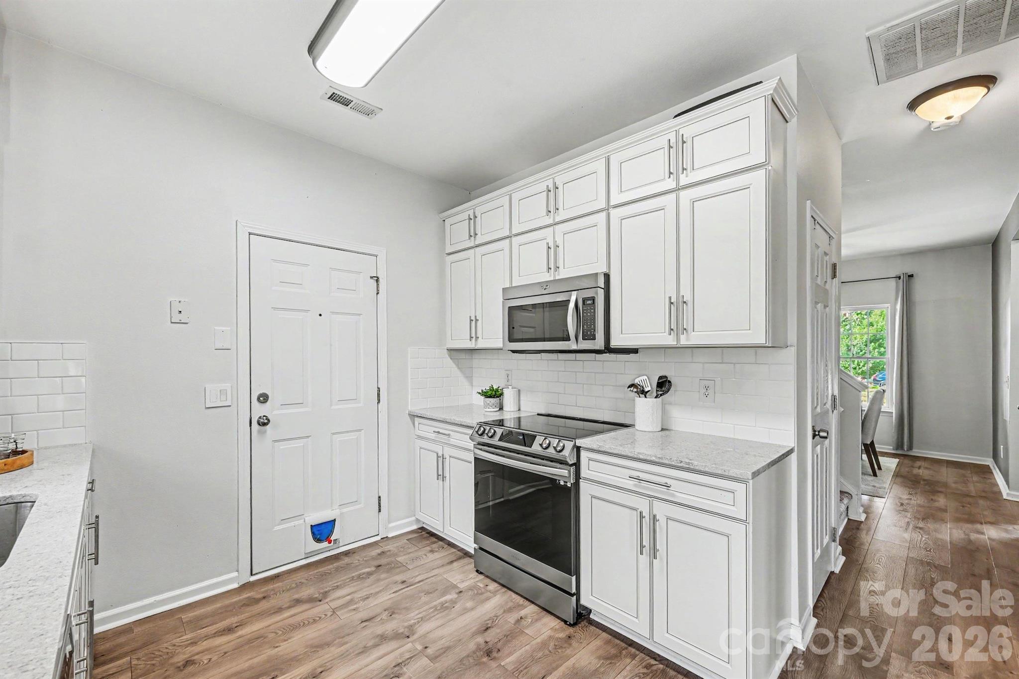 9902 Highlands Crossing Drive — Charlotte