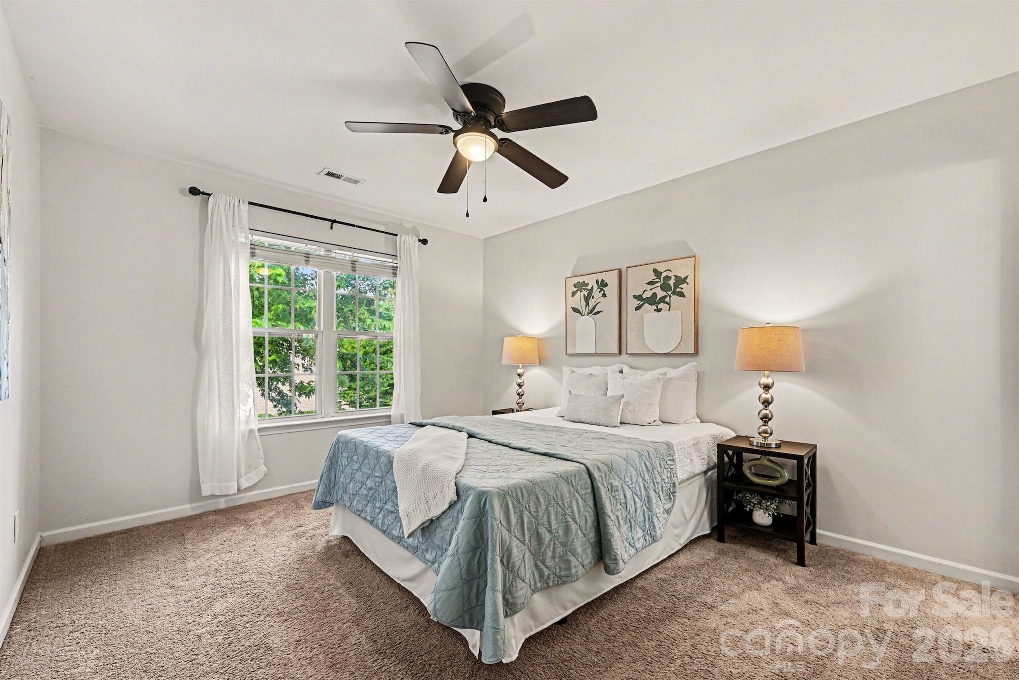 9902 Highlands Crossing Drive — Charlotte
