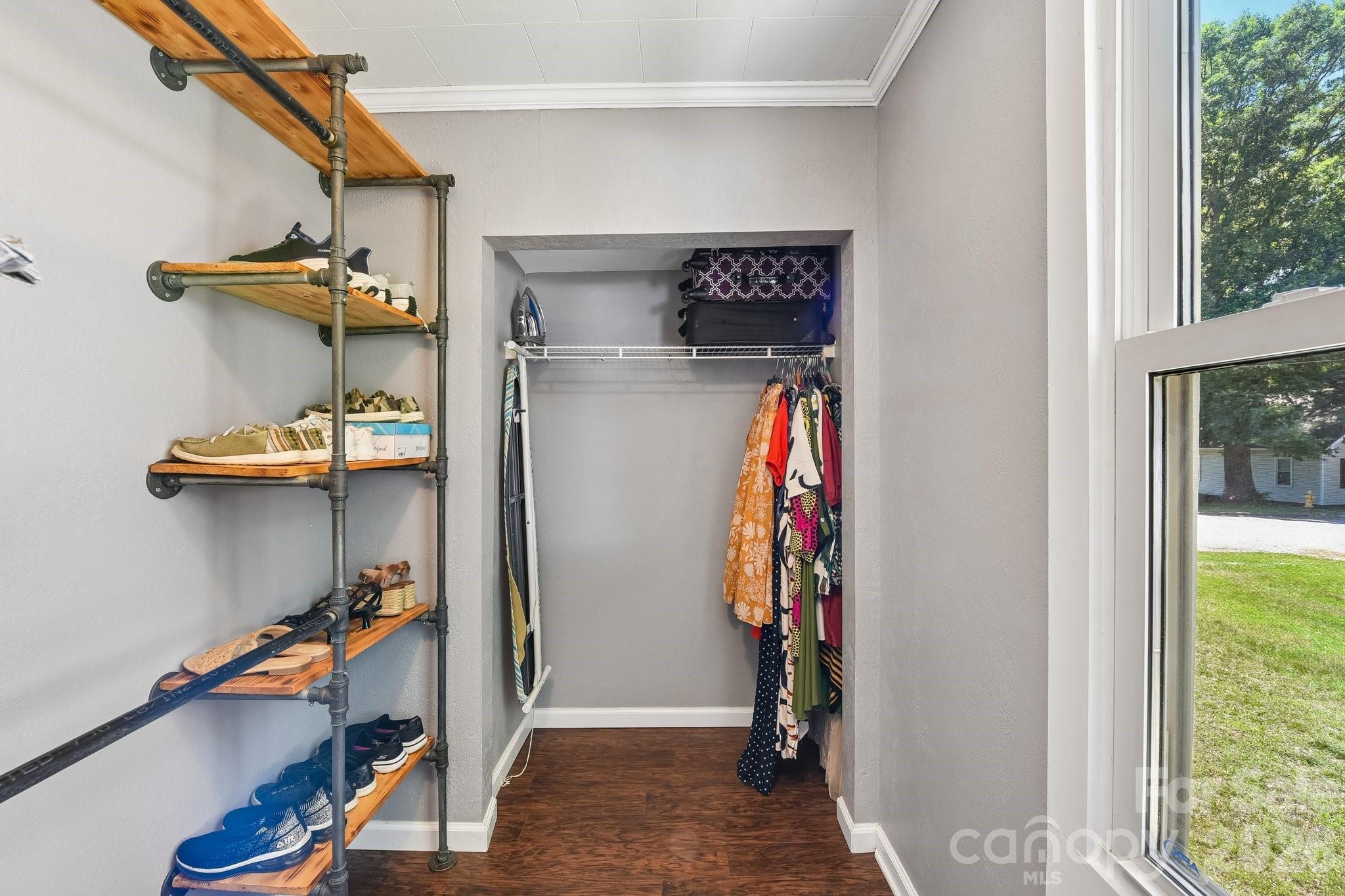315 Caldwell Avenue — Mooresville