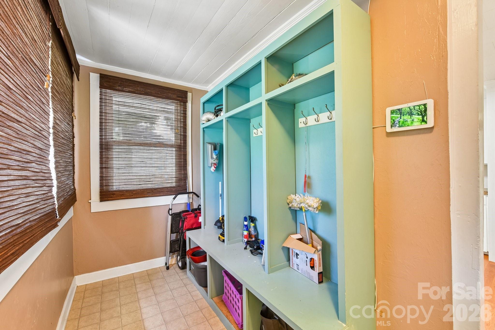 315 Caldwell Avenue — Mooresville