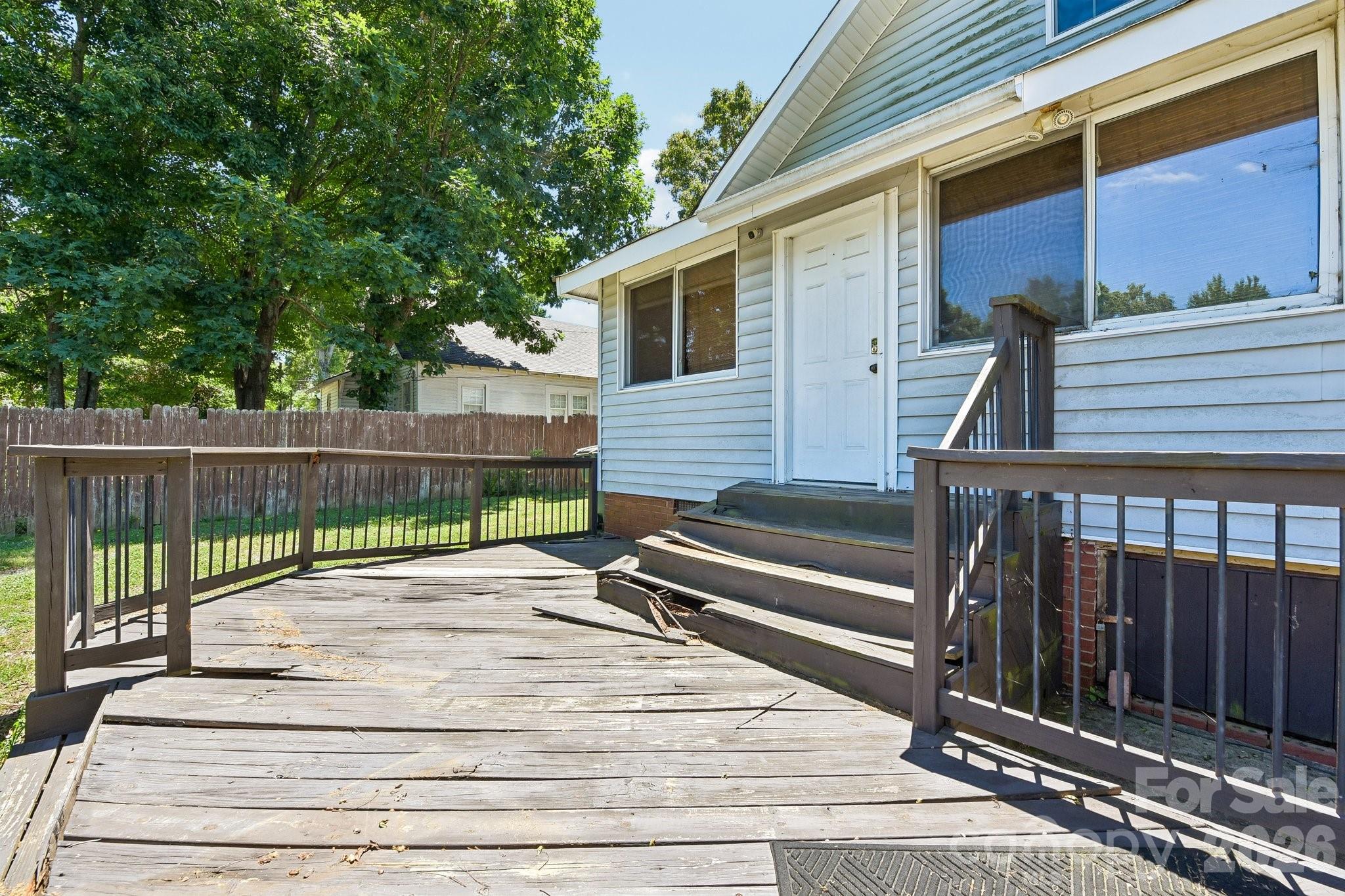 315 Caldwell Avenue — Mooresville