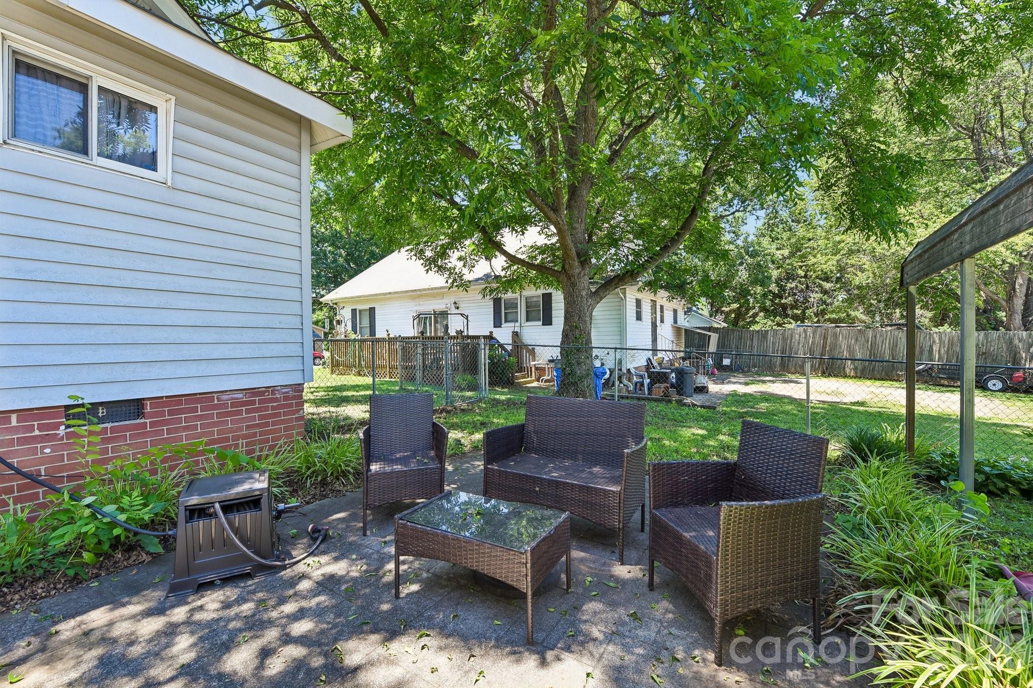 315 Caldwell Avenue — Mooresville