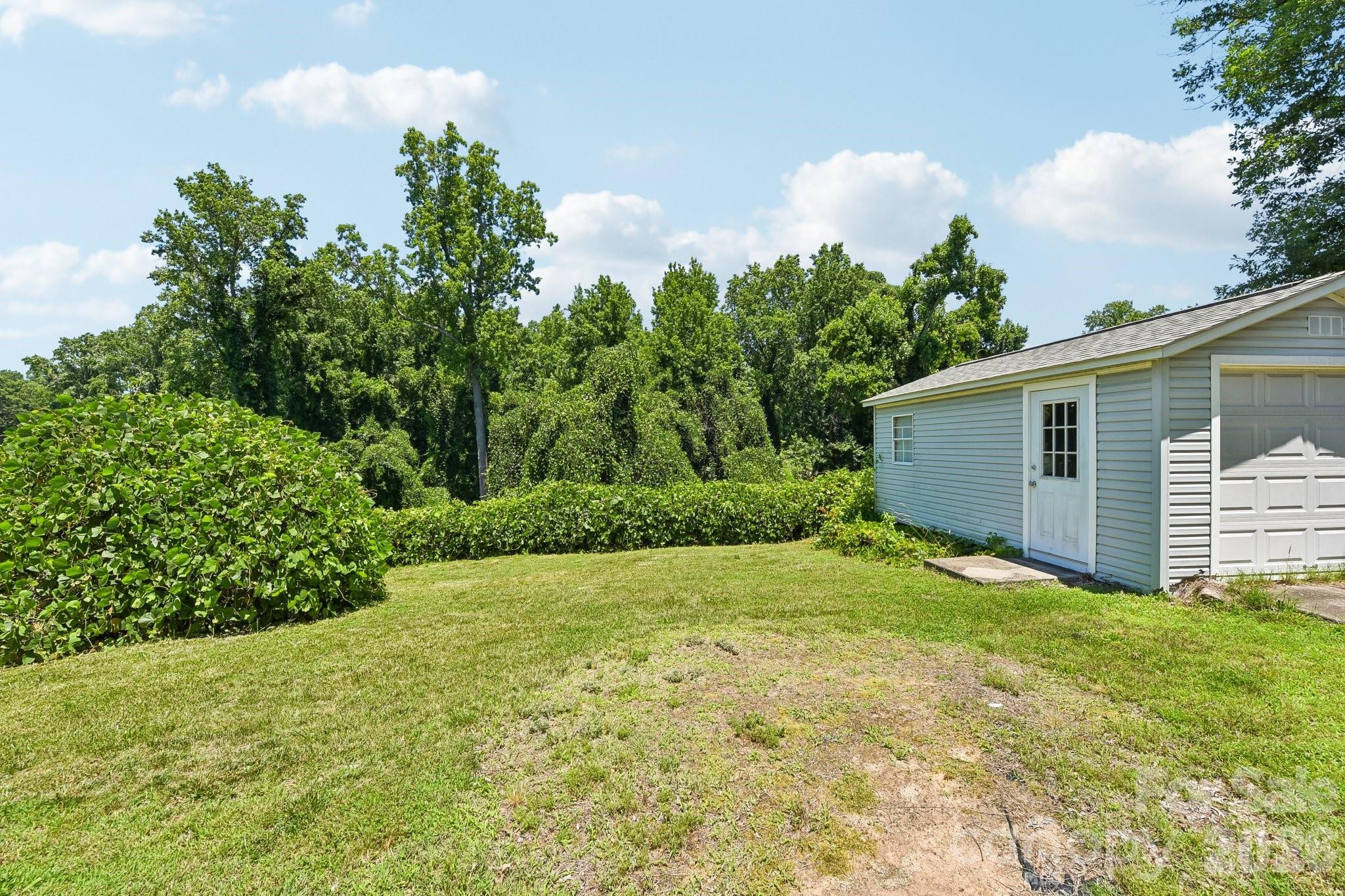 315 Caldwell Avenue — Mooresville