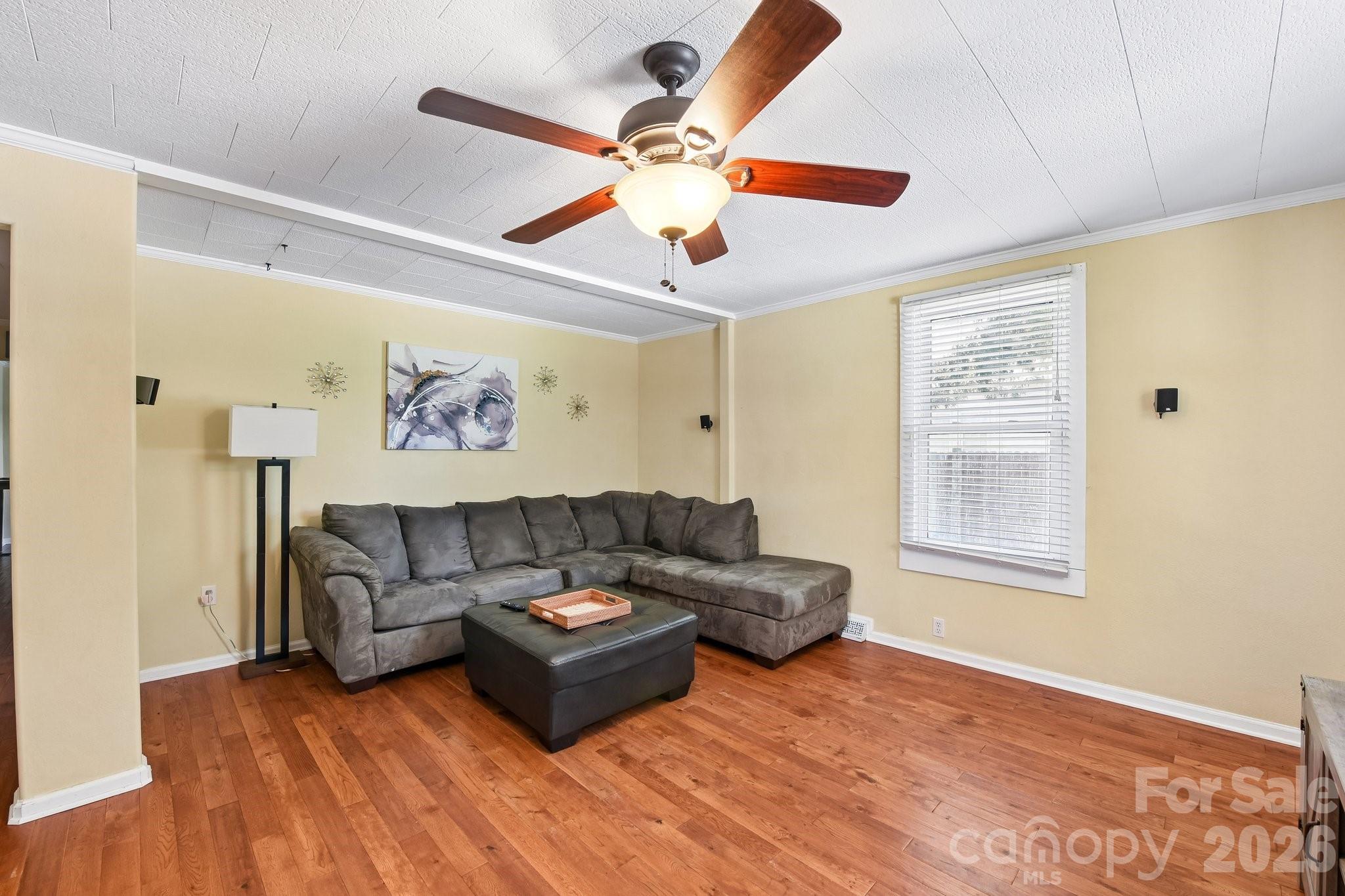 315 Caldwell Avenue — Mooresville
