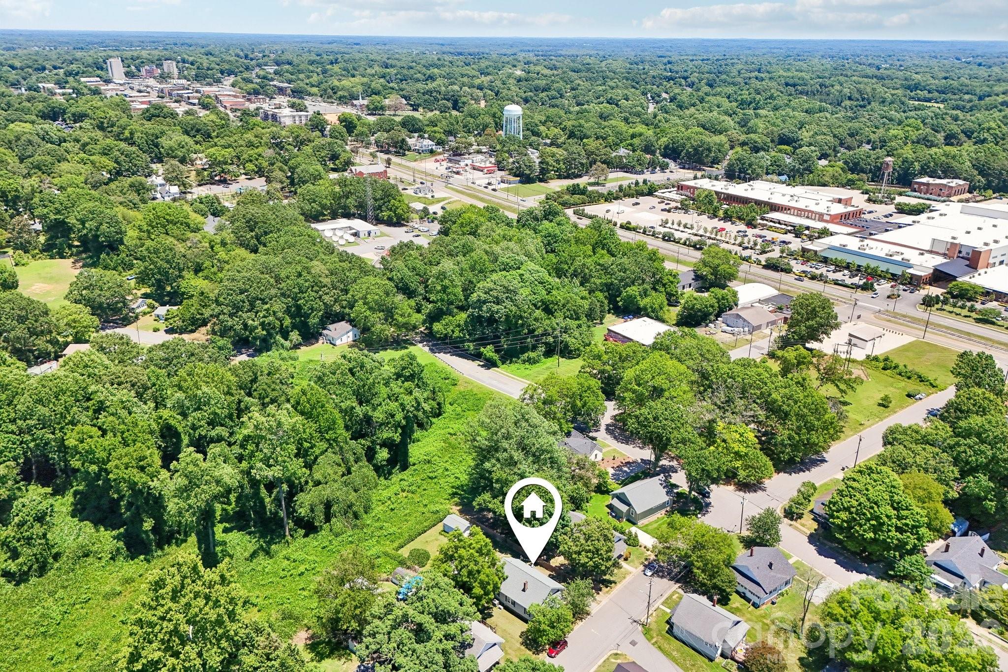 315 Caldwell Avenue — Mooresville