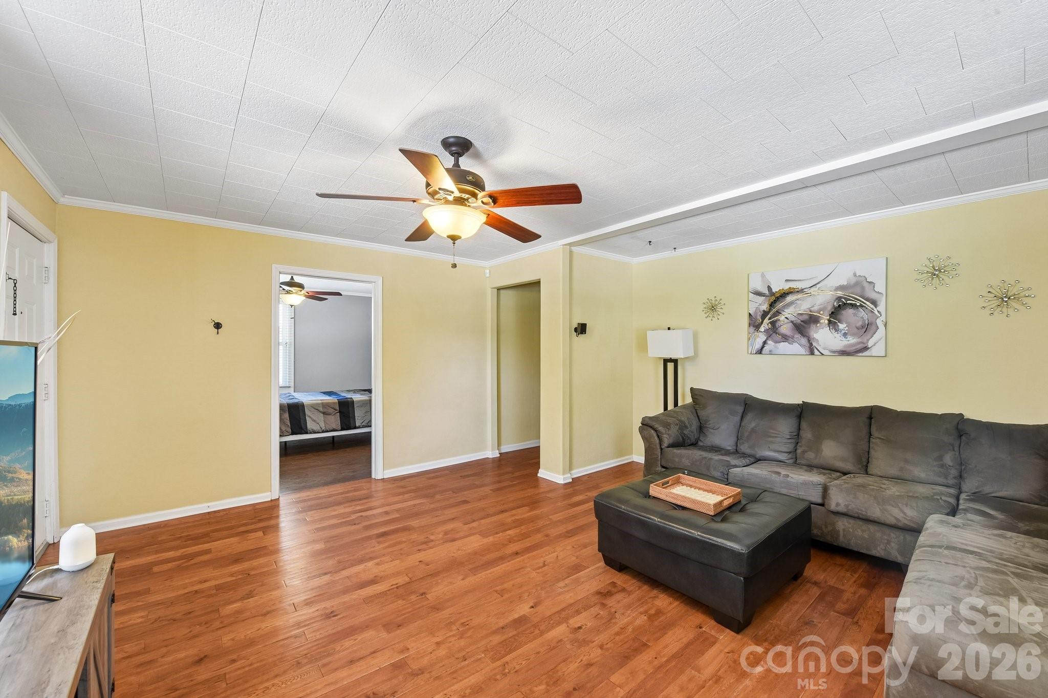 315 Caldwell Avenue — Mooresville