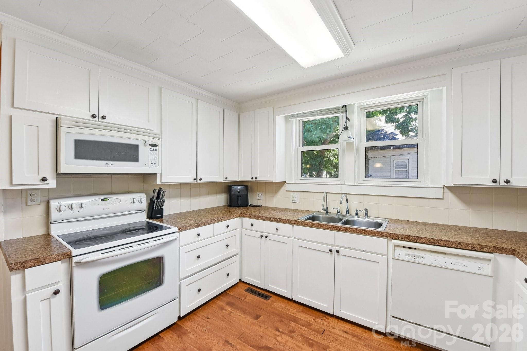 315 Caldwell Avenue — Mooresville
