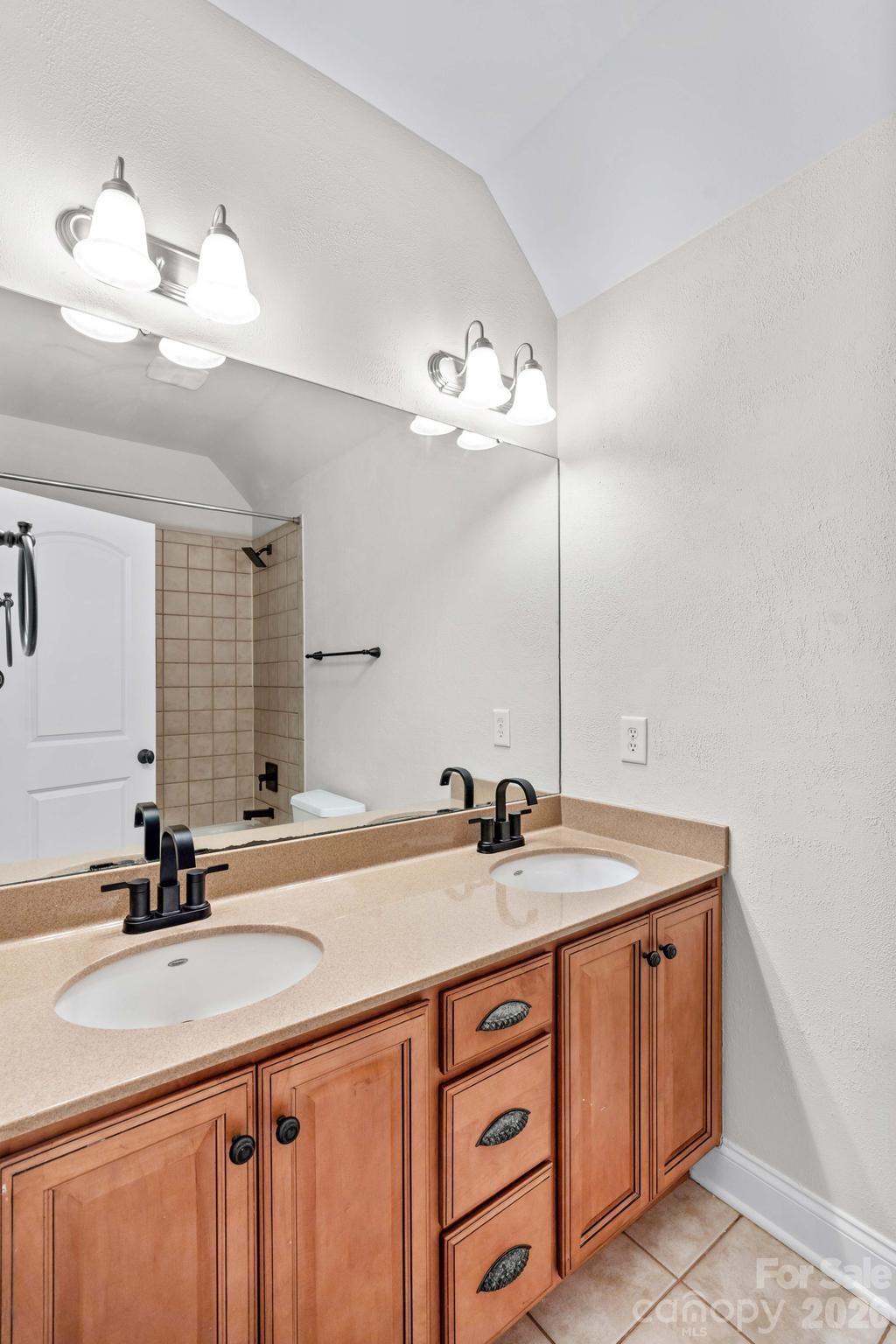 164 Bayberry Creek Circle — Mooresville