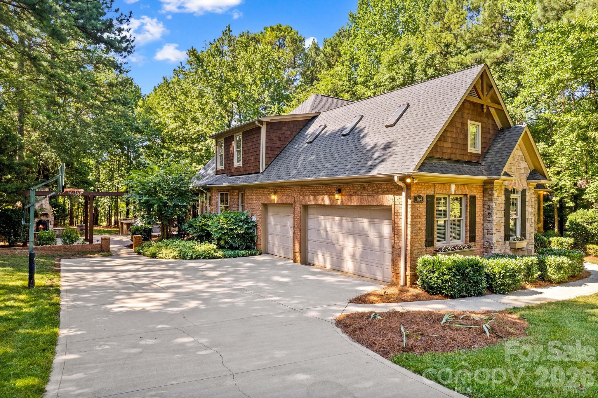 164 Bayberry Creek Circle — Mooresville