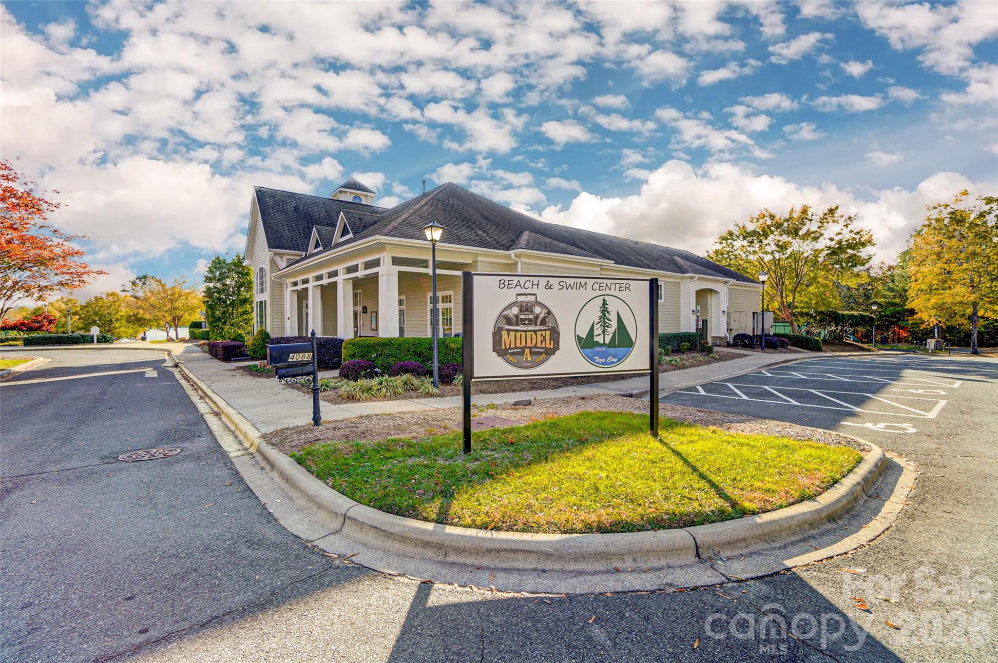 442 Sugar Maple Drive — Tega Cay