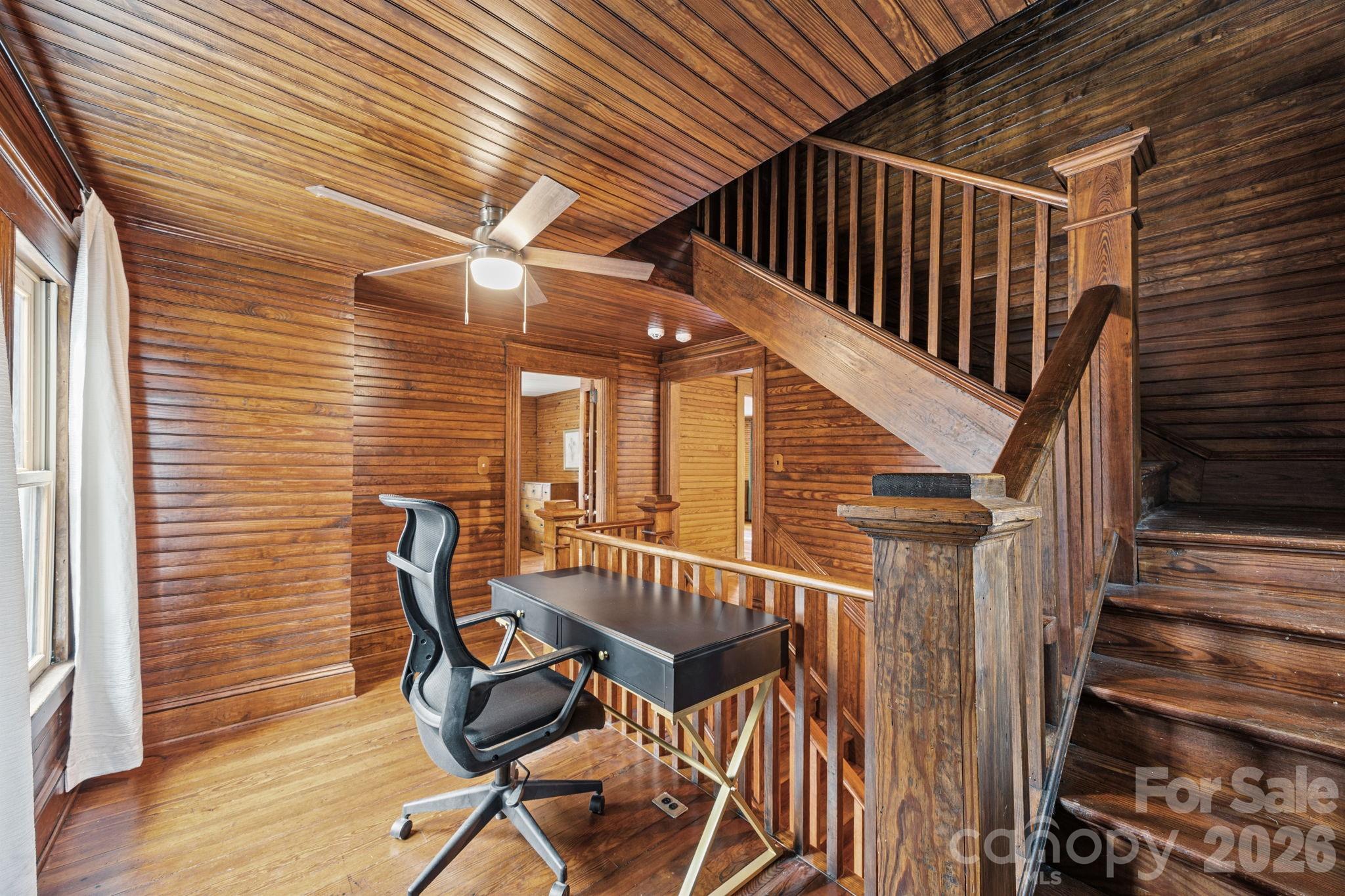 615 Rose Hill Road — Asheville