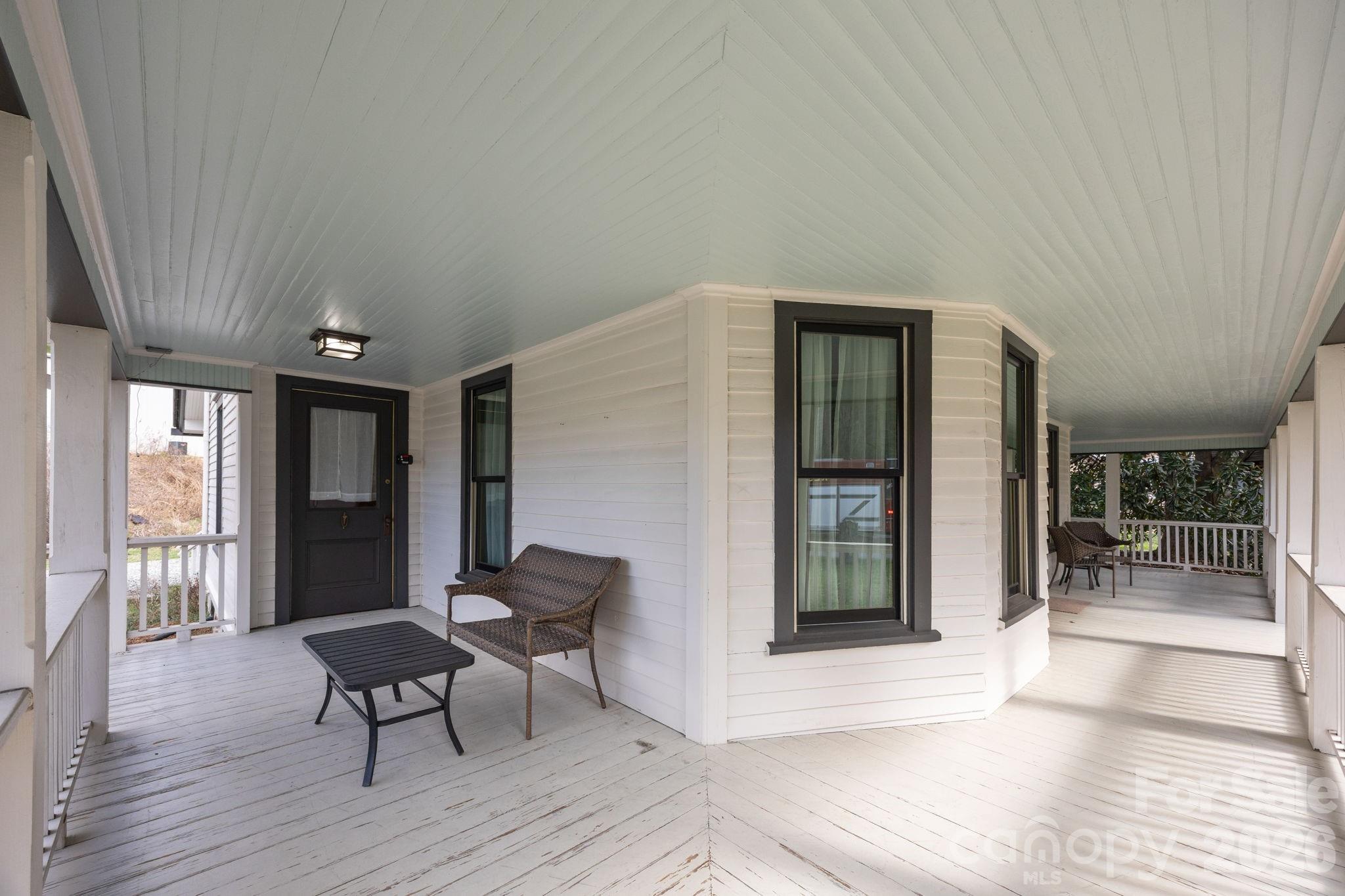 615 Rose Hill Road — Asheville