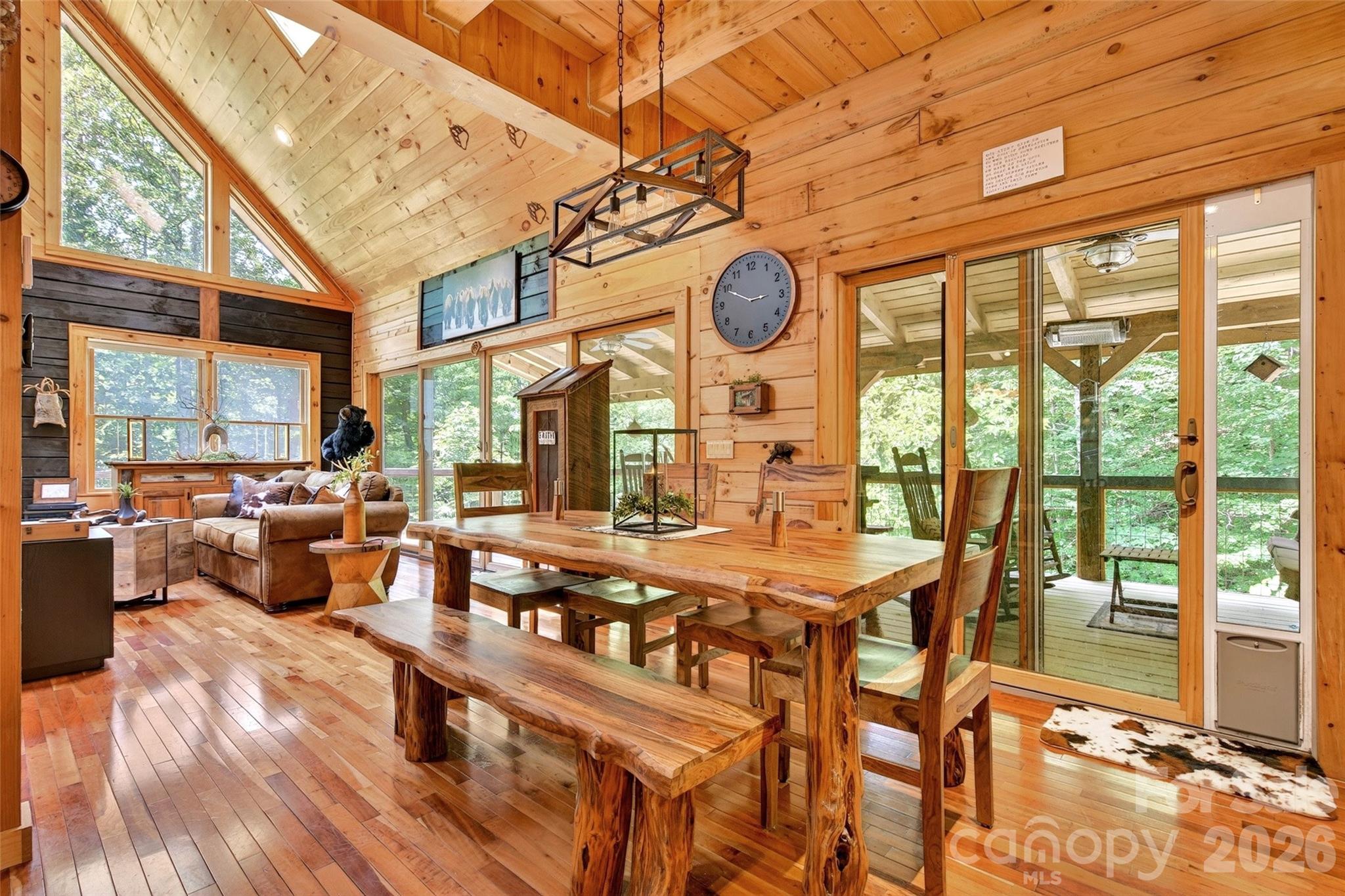 87 Ali Avenue — Bakersville