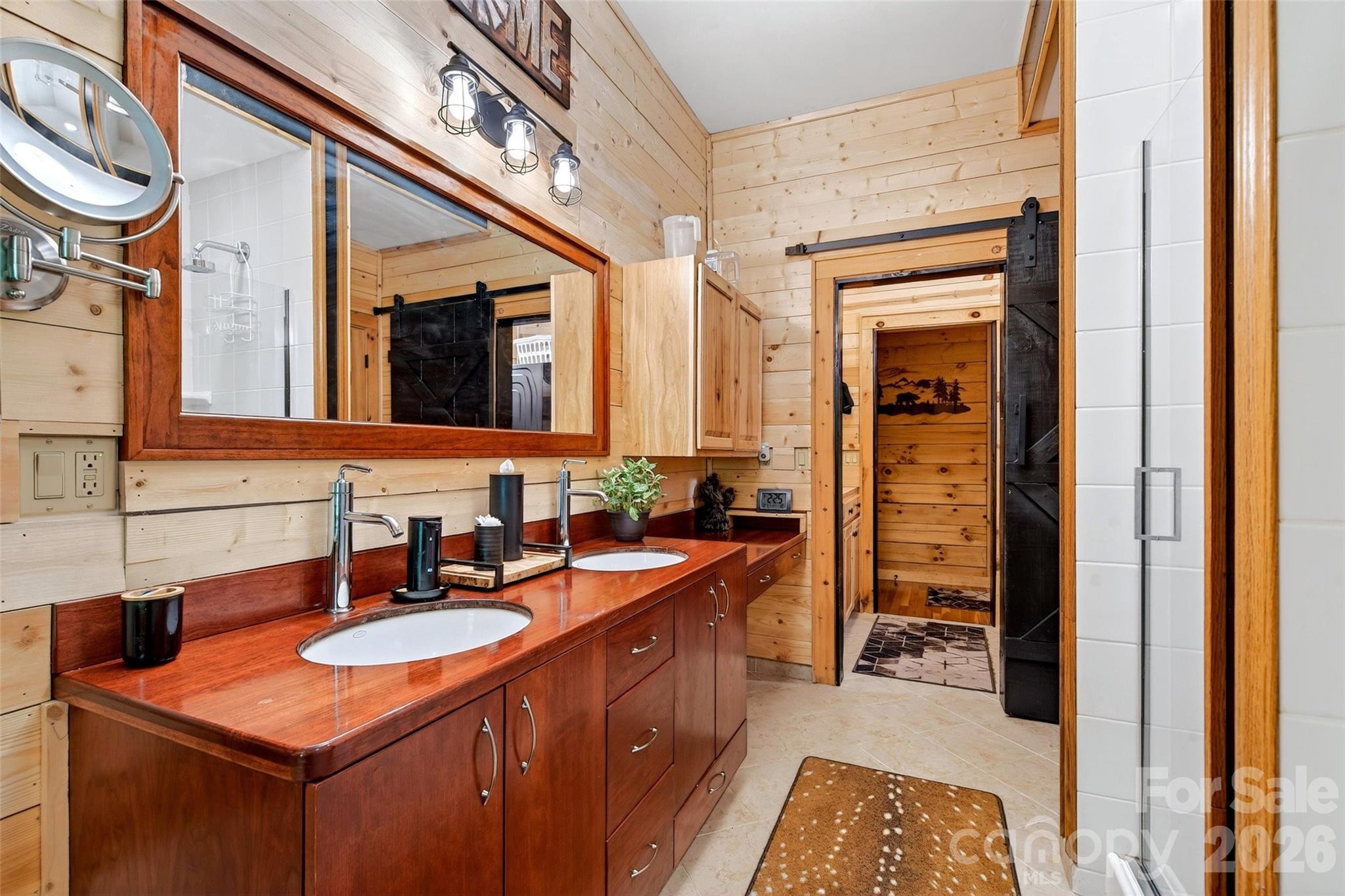 87 Ali Avenue — Bakersville
