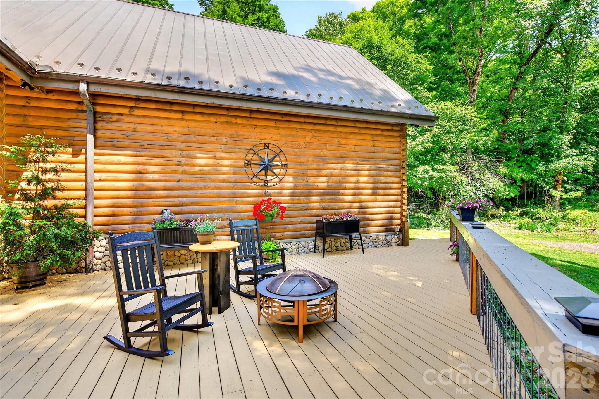 87 Ali Avenue — Bakersville