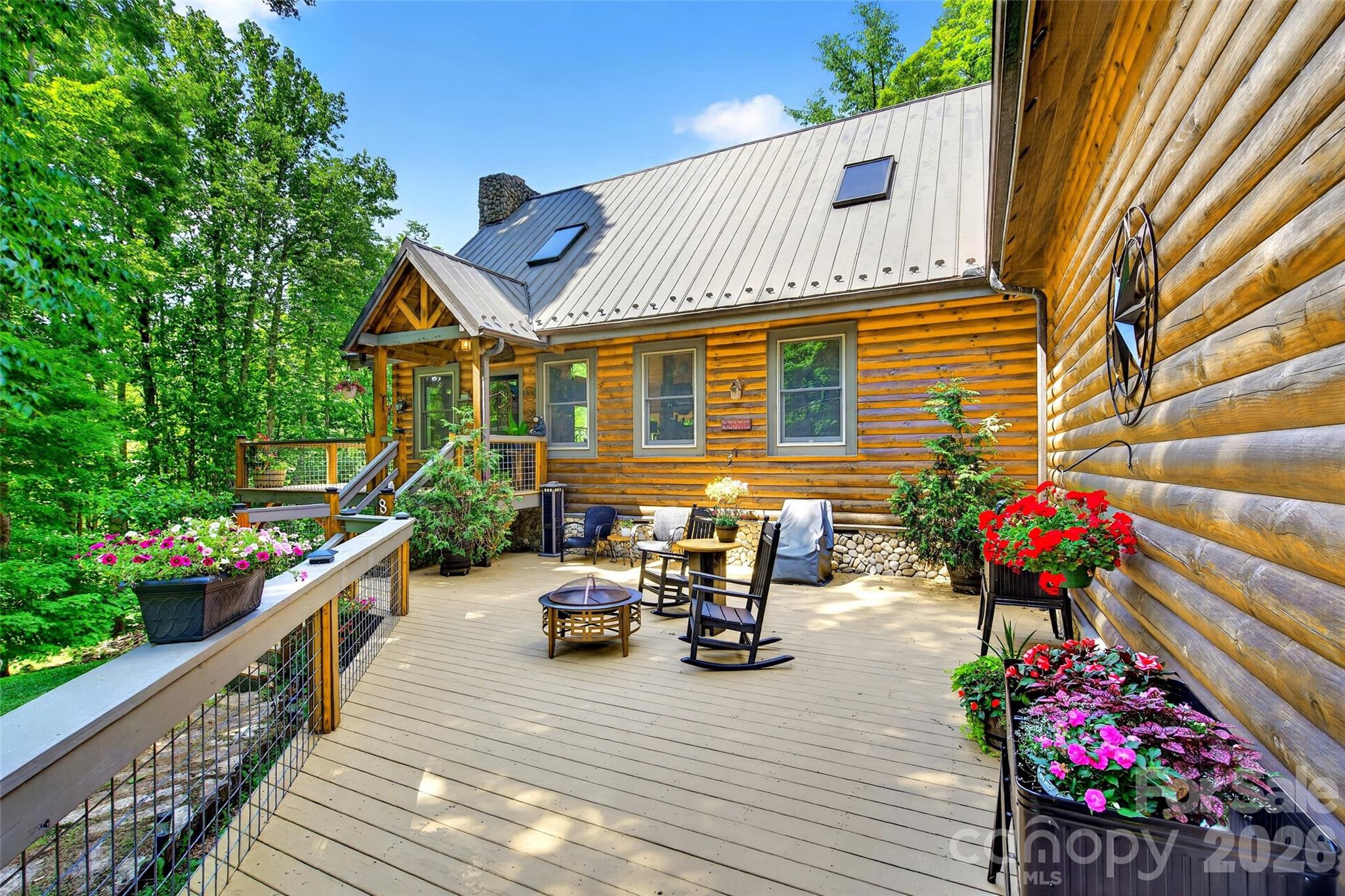 87 Ali Avenue — Bakersville