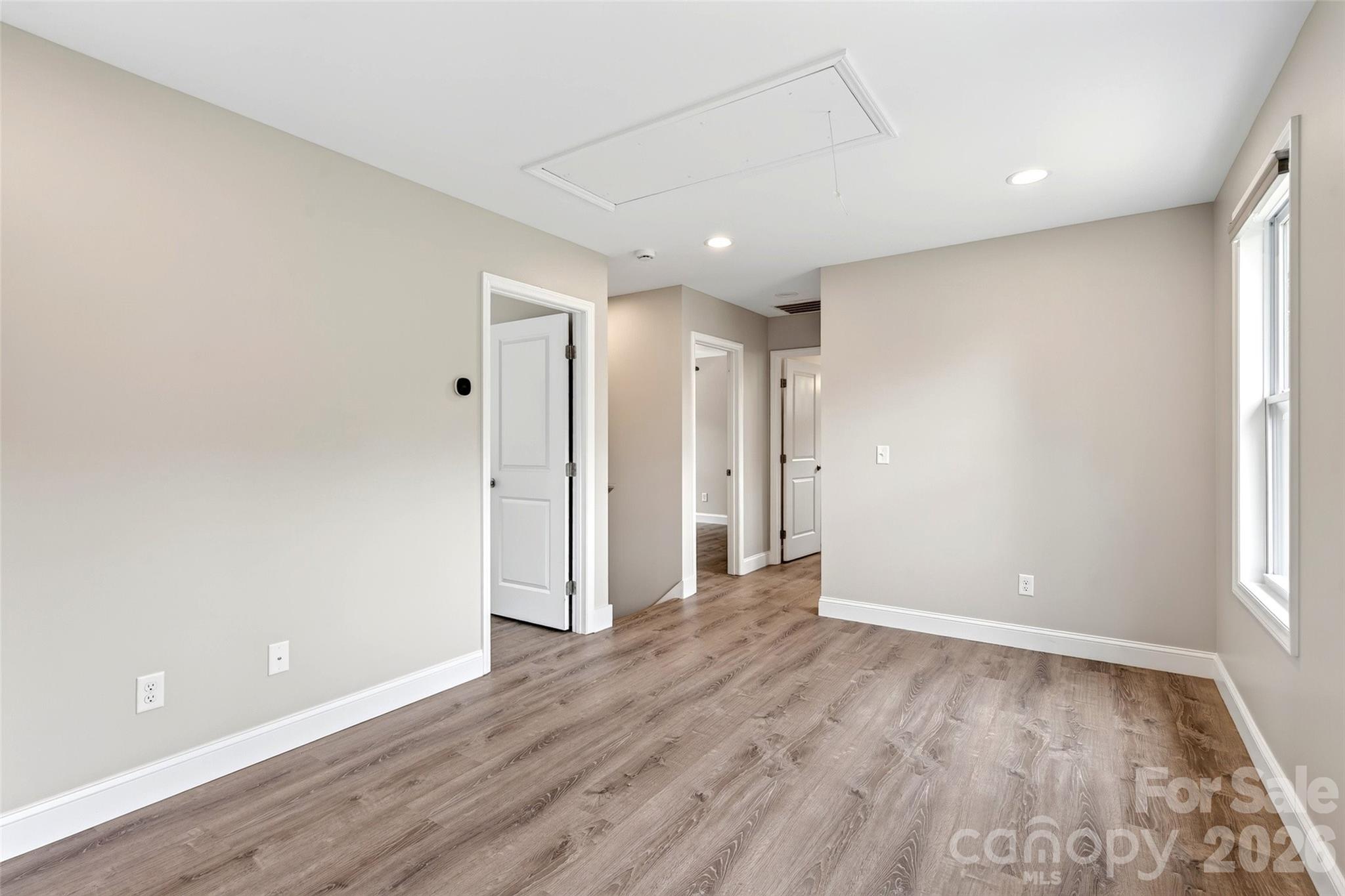 88 Walker Street — Black Mountain
