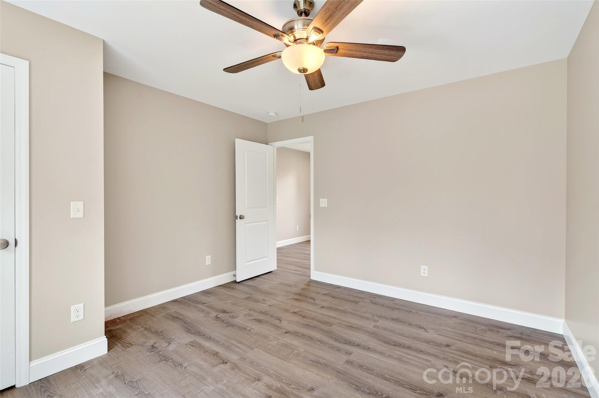 88 Walker Street — Black Mountain