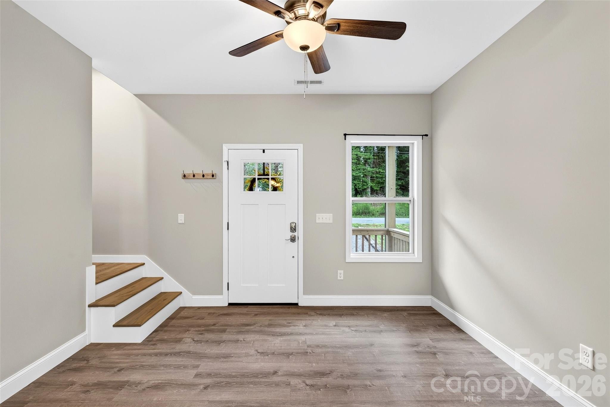 88 Walker Street — Black Mountain