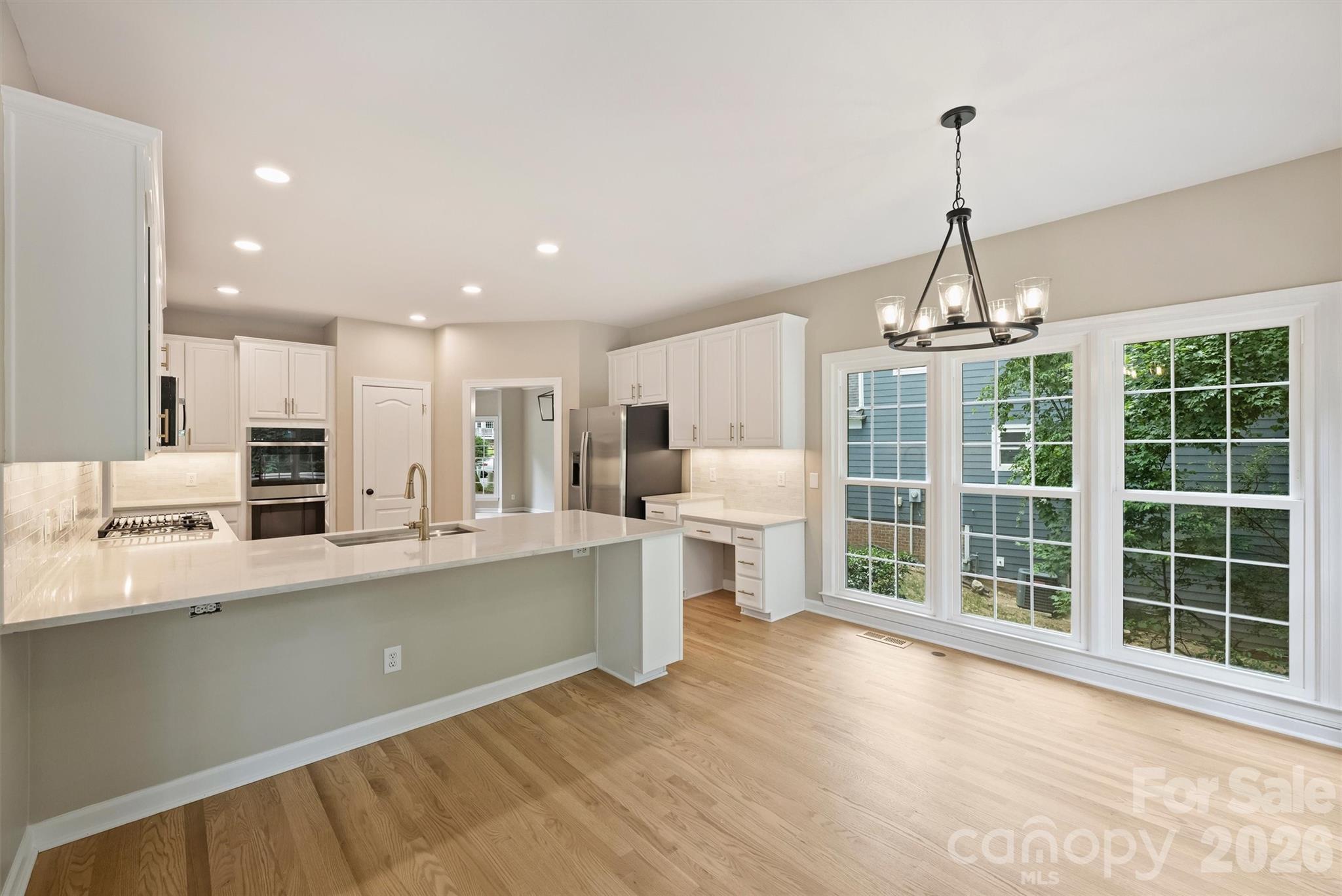 5317 Fairvista Drive — Charlotte
