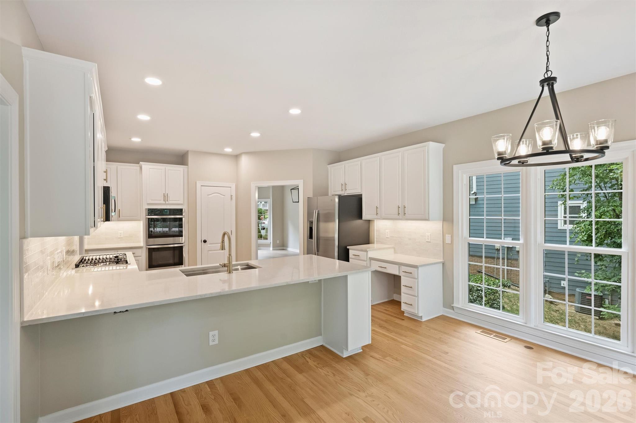 5317 Fairvista Drive — Charlotte