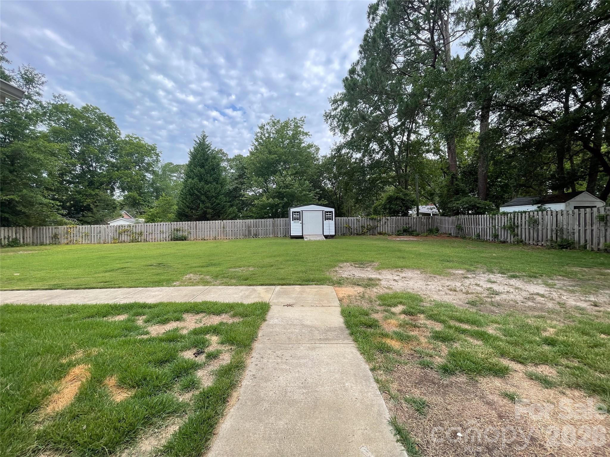 14 Hamden Circle — Cheraw